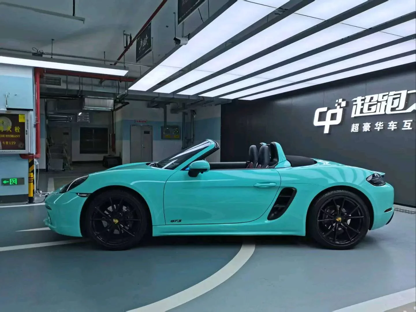 Porsche 718