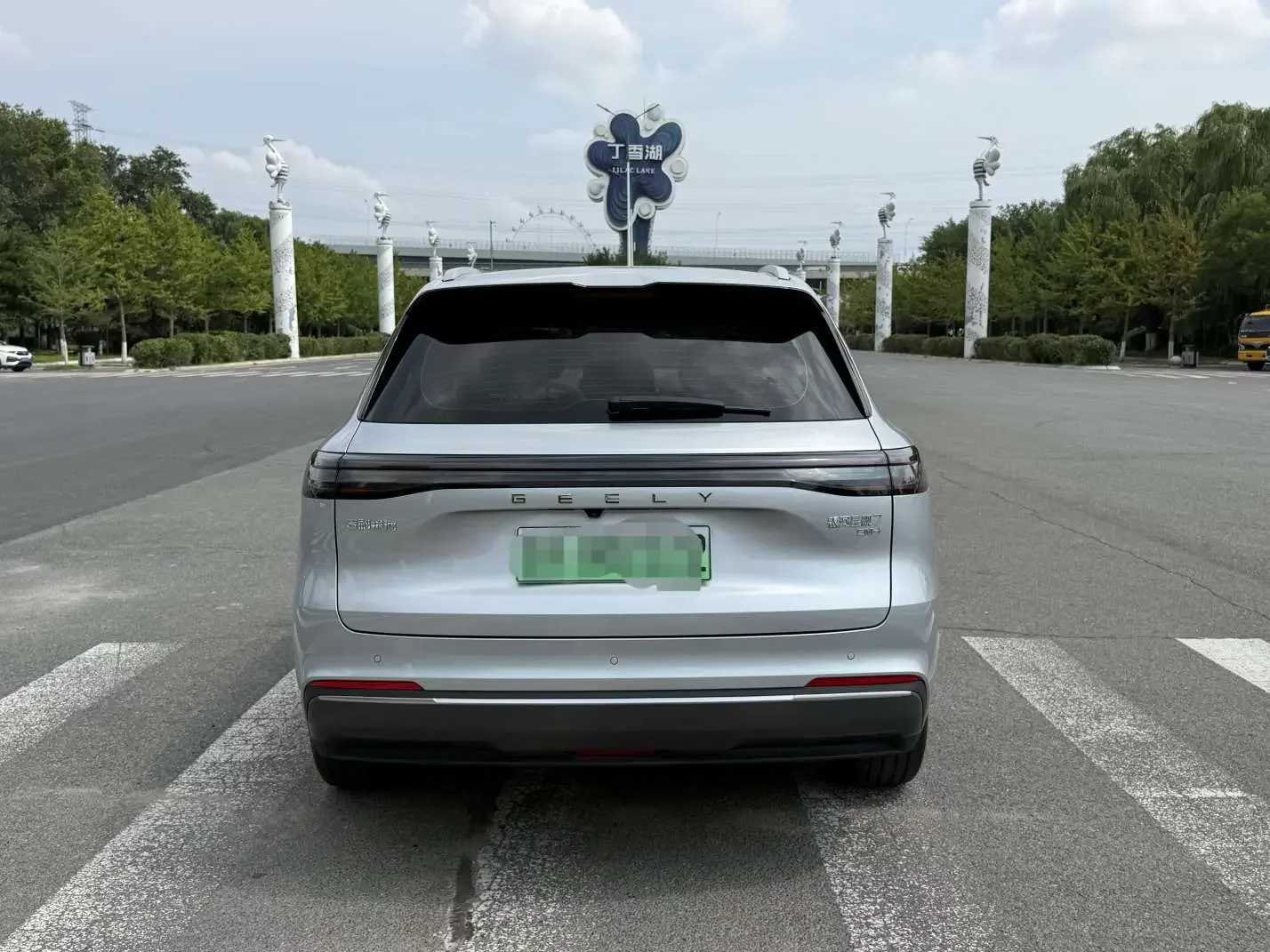 Geely Galaxy Starship 7 EM-i