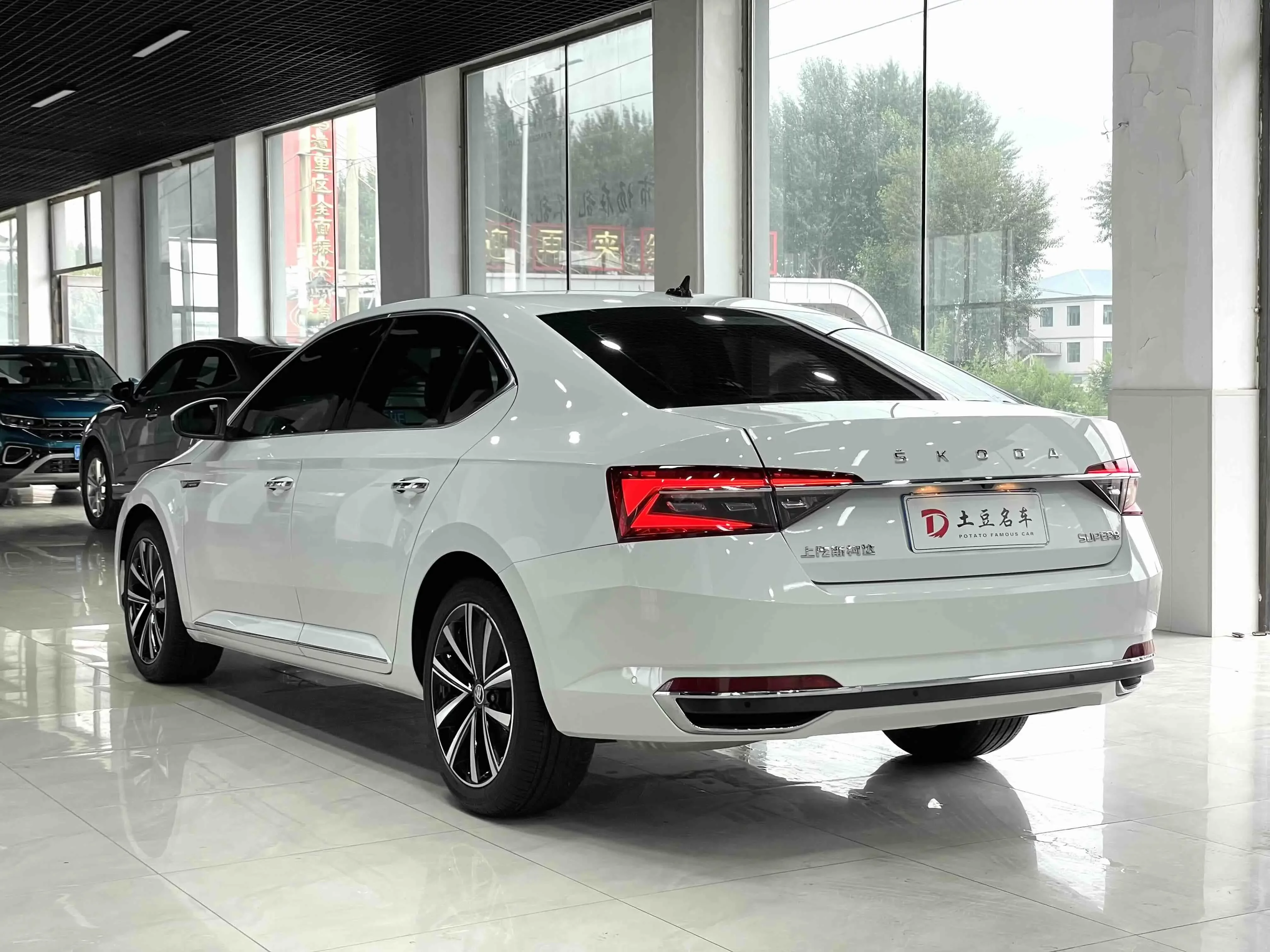 Skoda SuperB