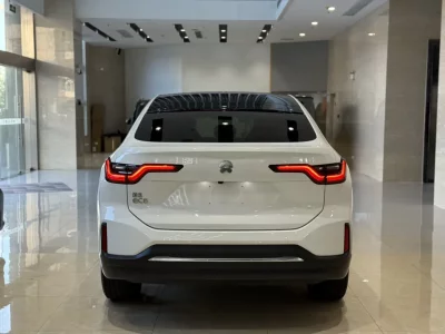 NIO EC6