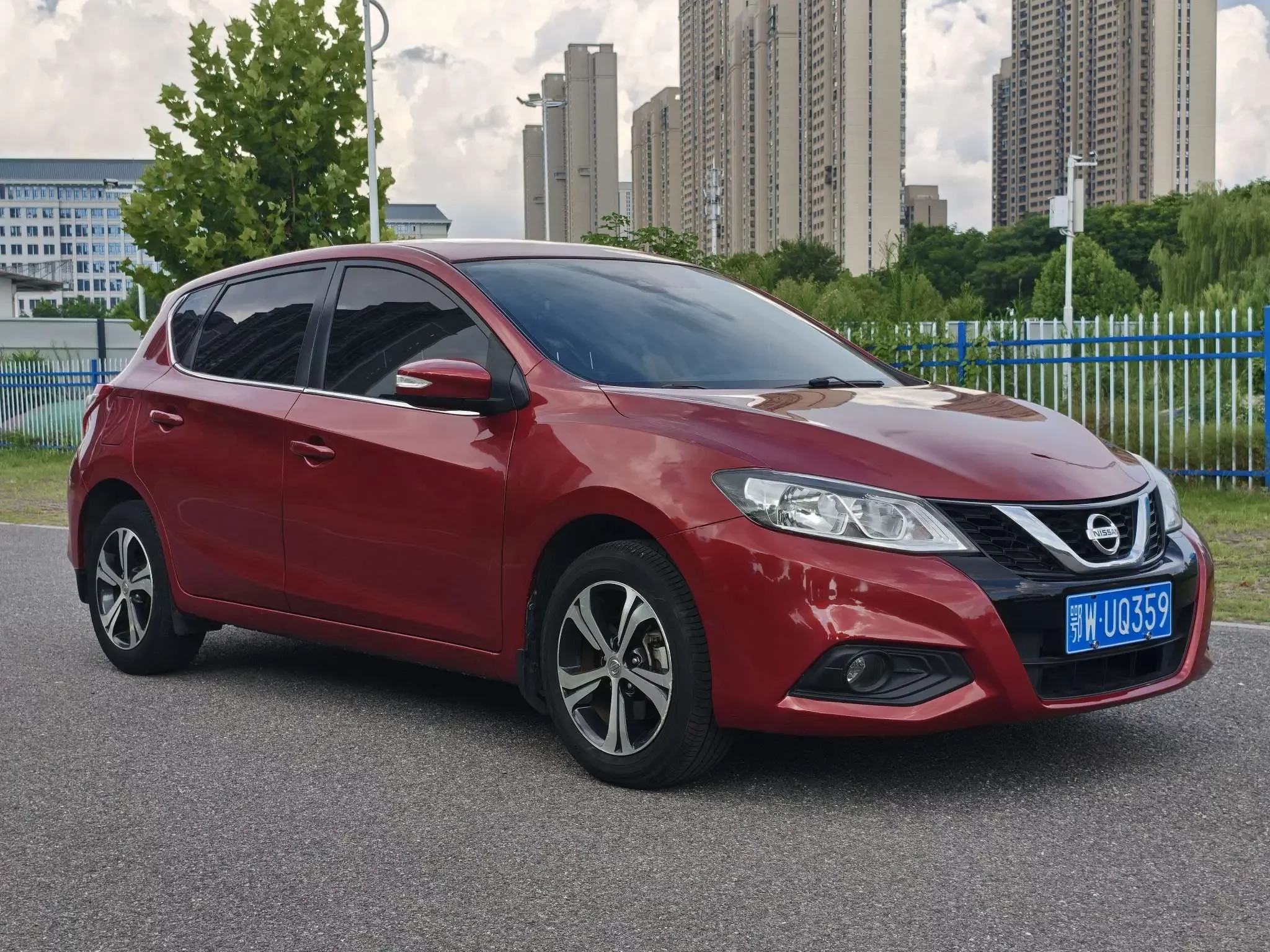 Nissan Tiida