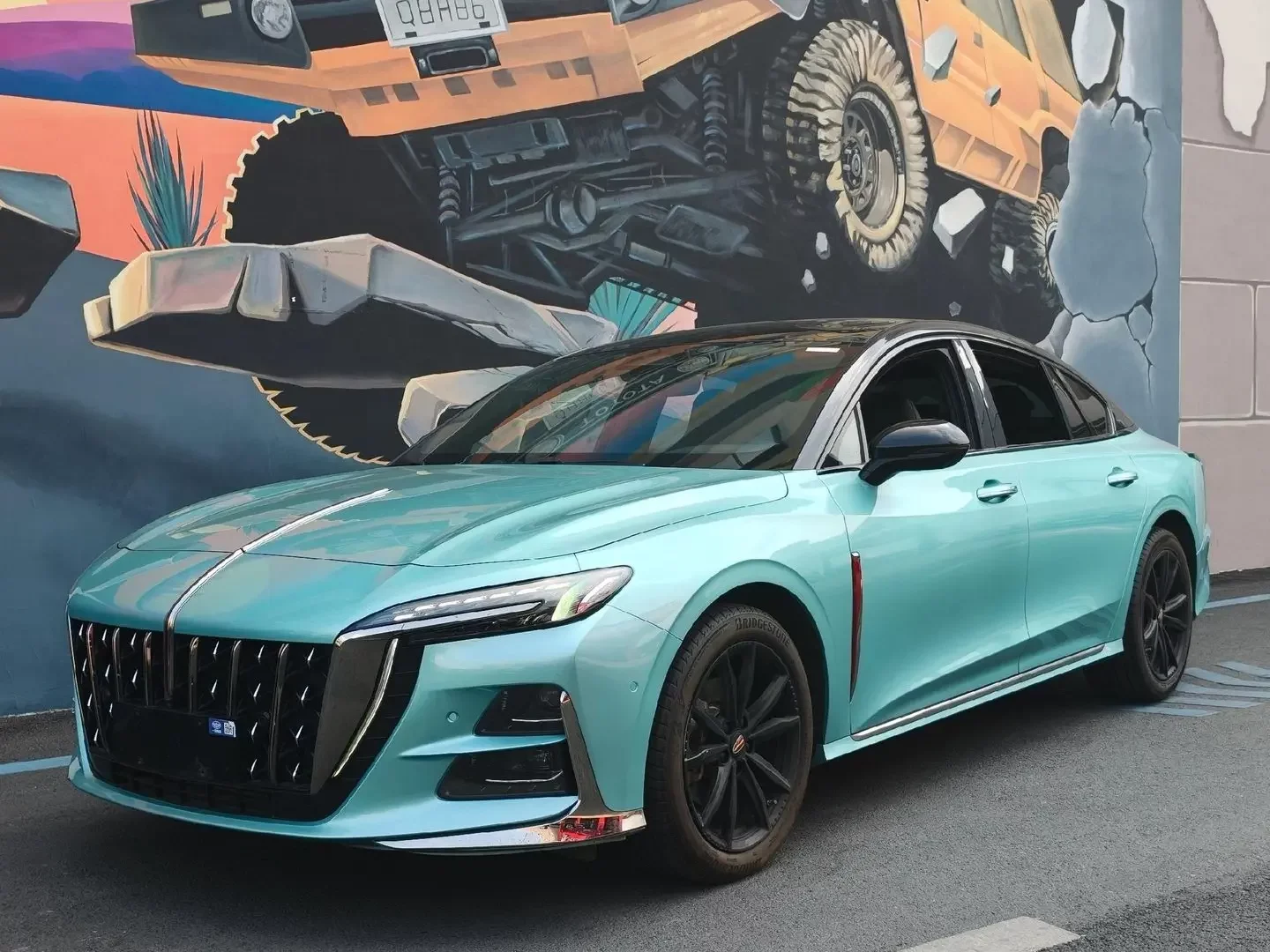Hongqi H6