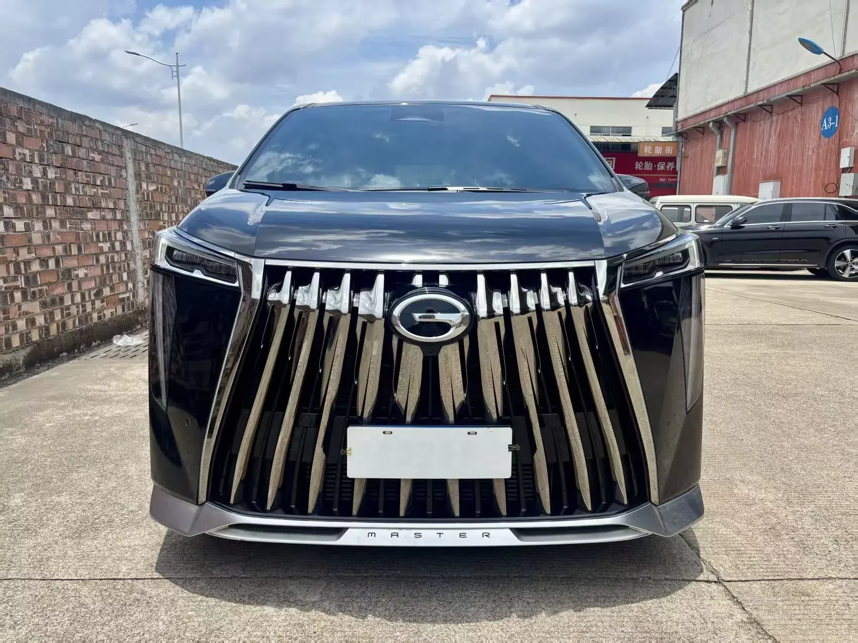 GAC Trumpchi M8