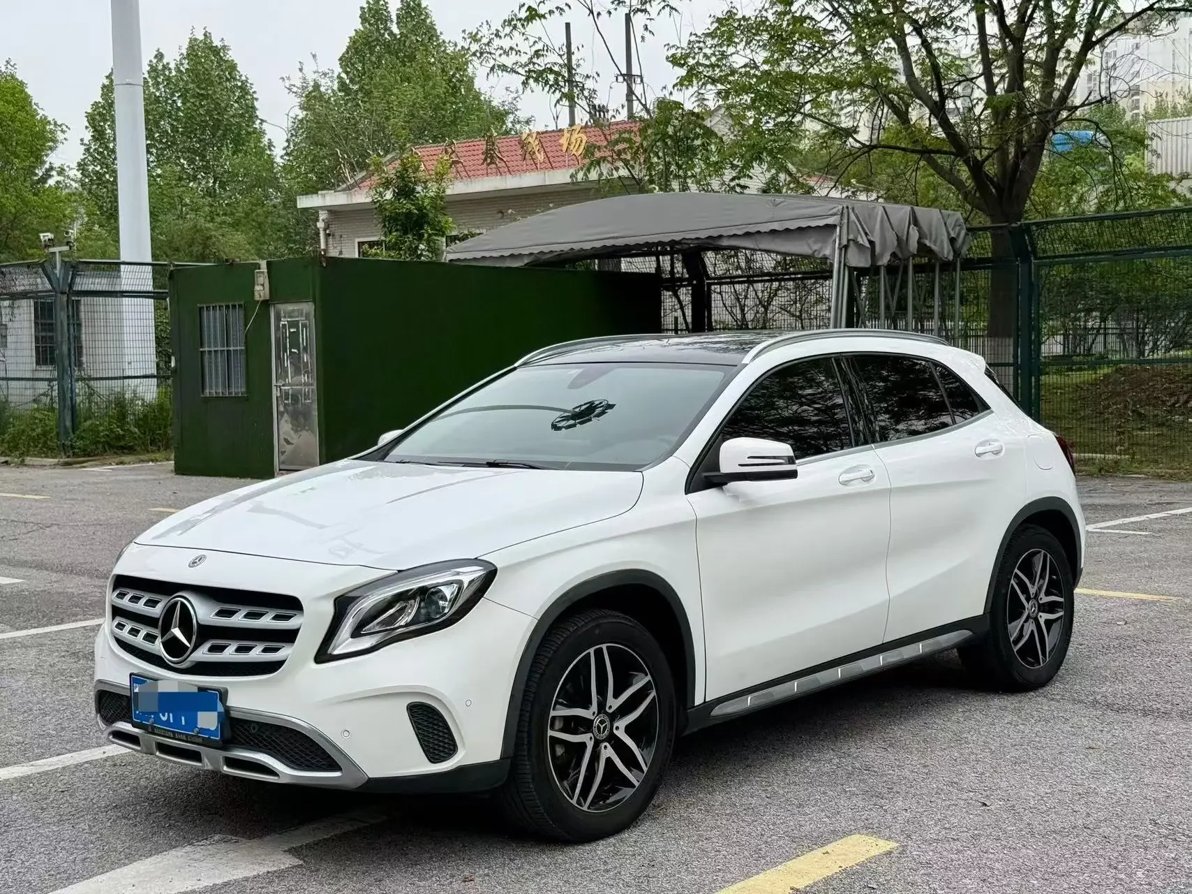 Mercedes-Benz GLA