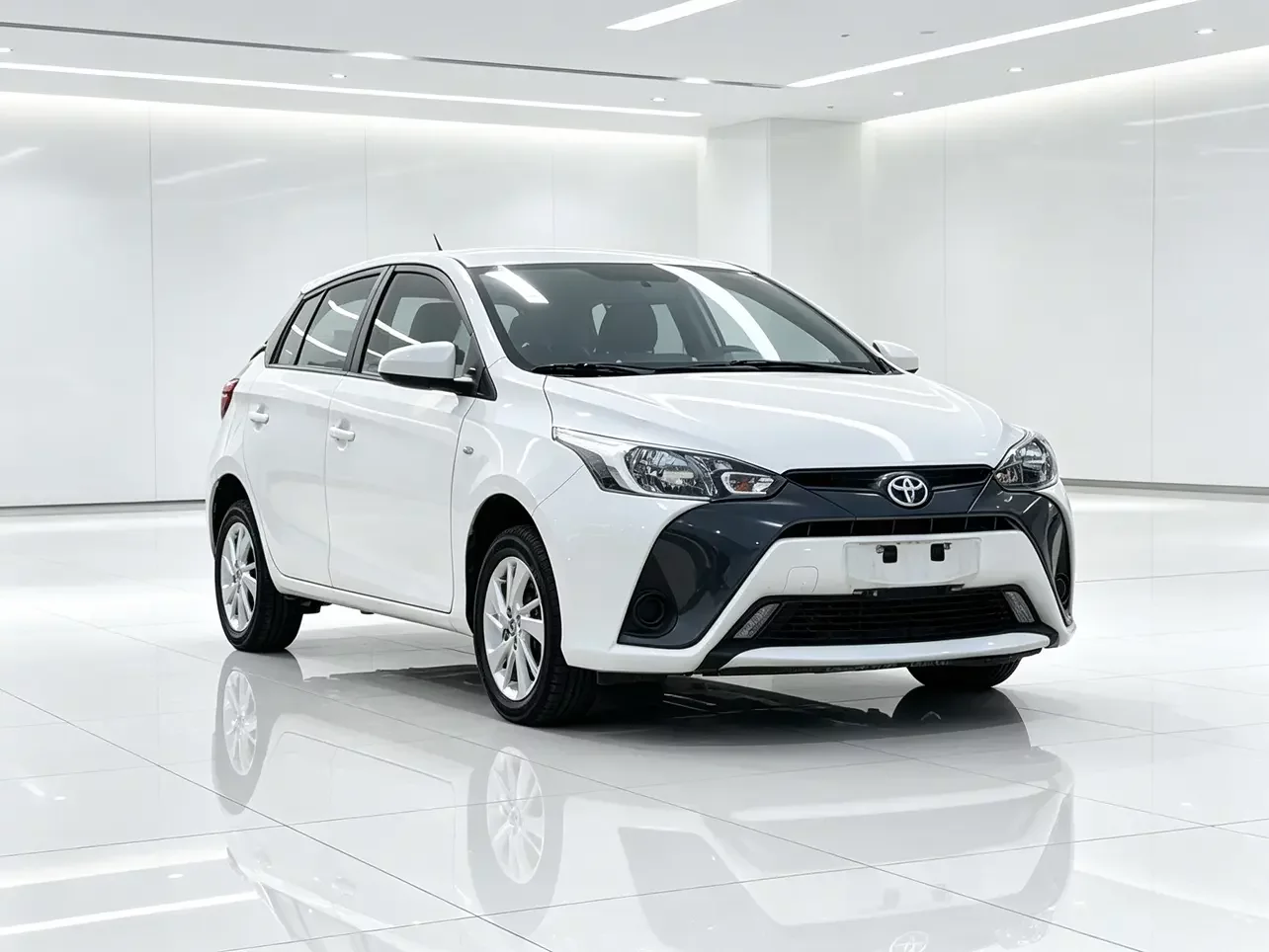 Toyota Yaris L