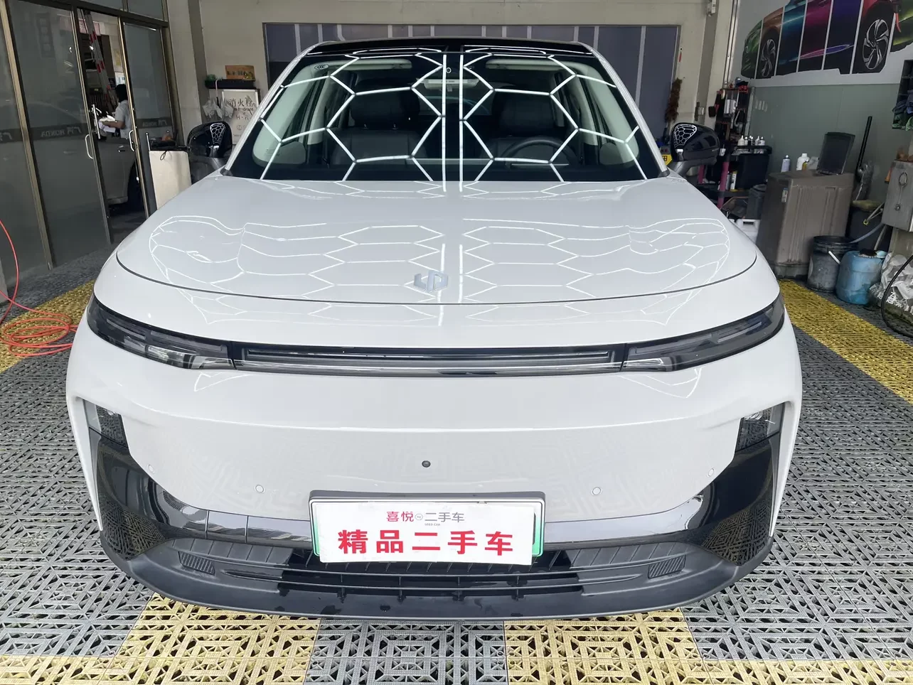 Leapmotor B10