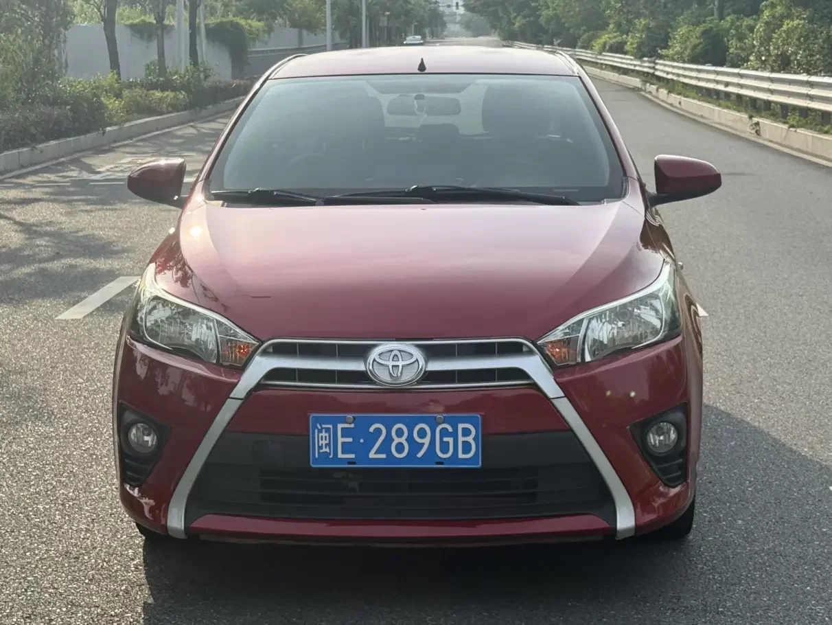 Toyota Yaris L