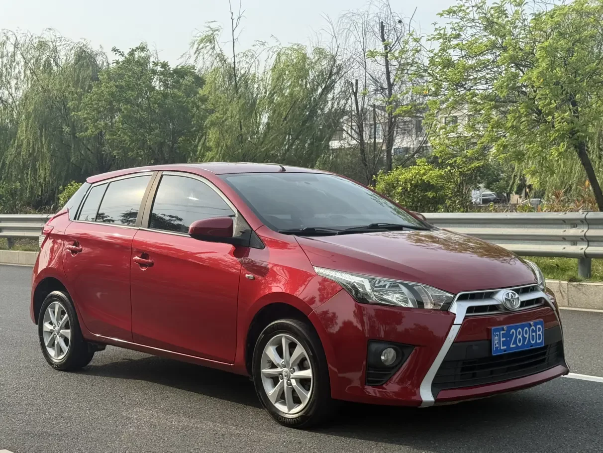 Toyota Yaris L