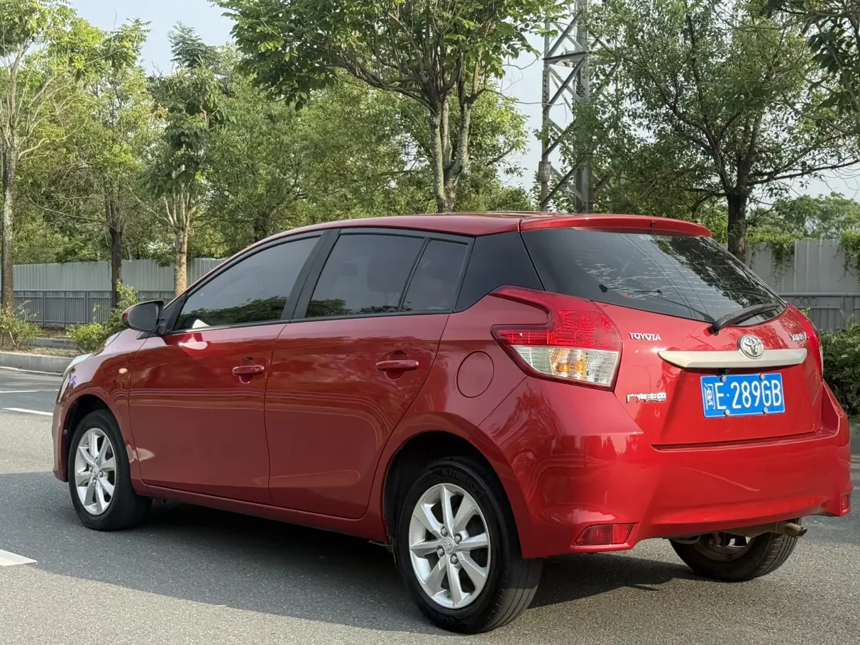 Toyota Yaris L
