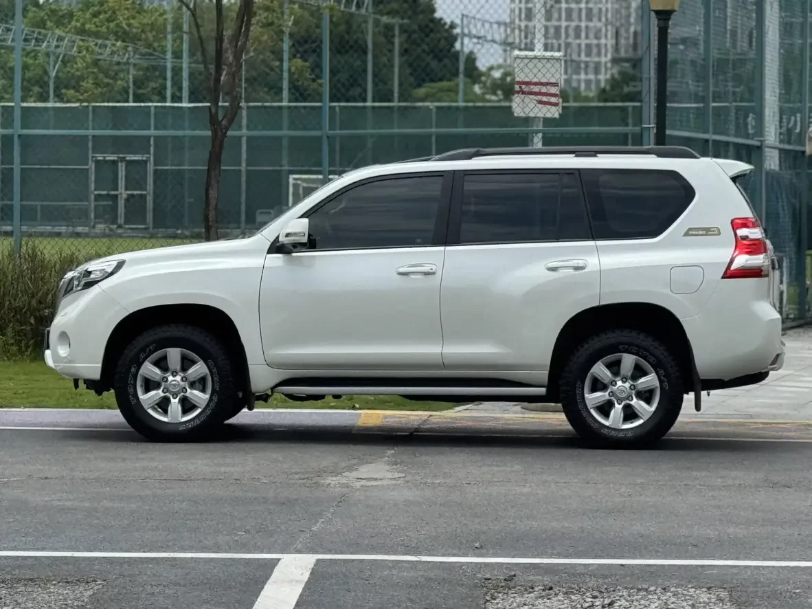 Toyota Prado