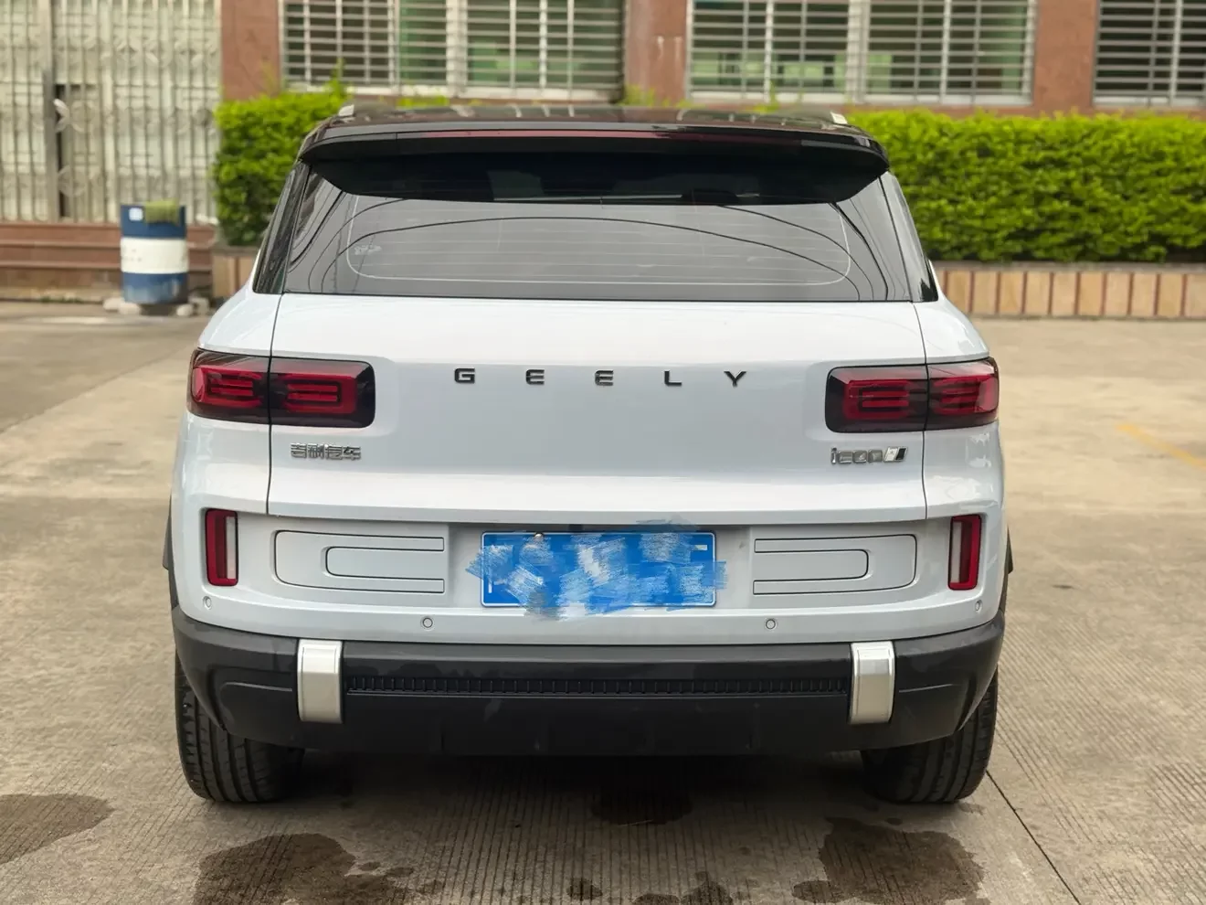 Geely ICON
