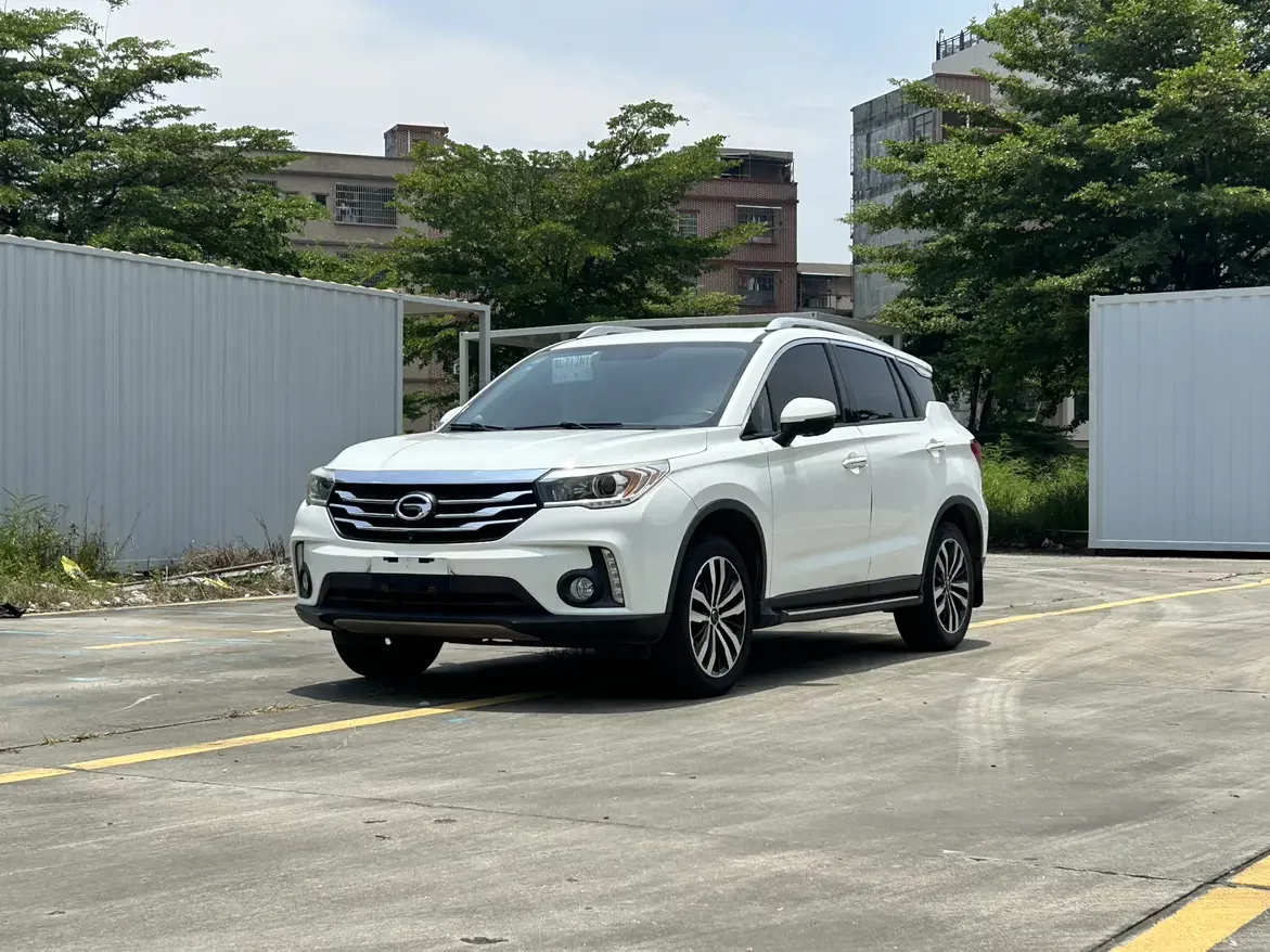 GAC Trumpchi GS4