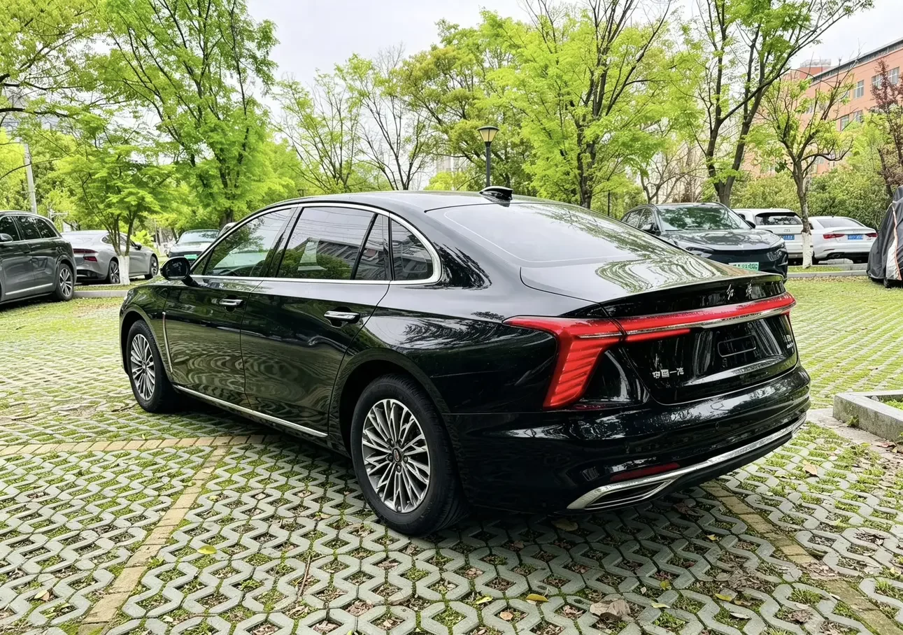 Hongqi H5