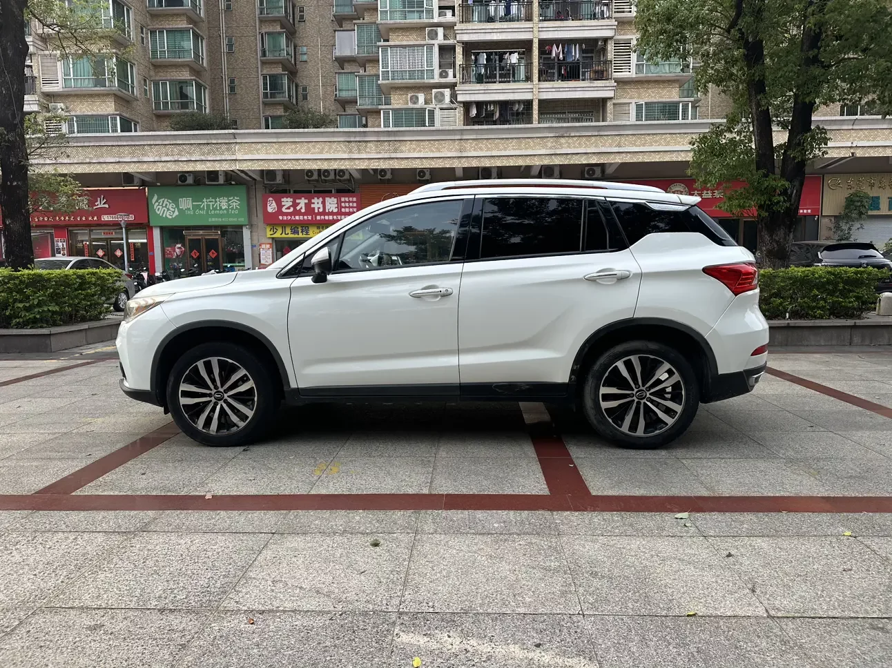 GAC Trumpchi GS4