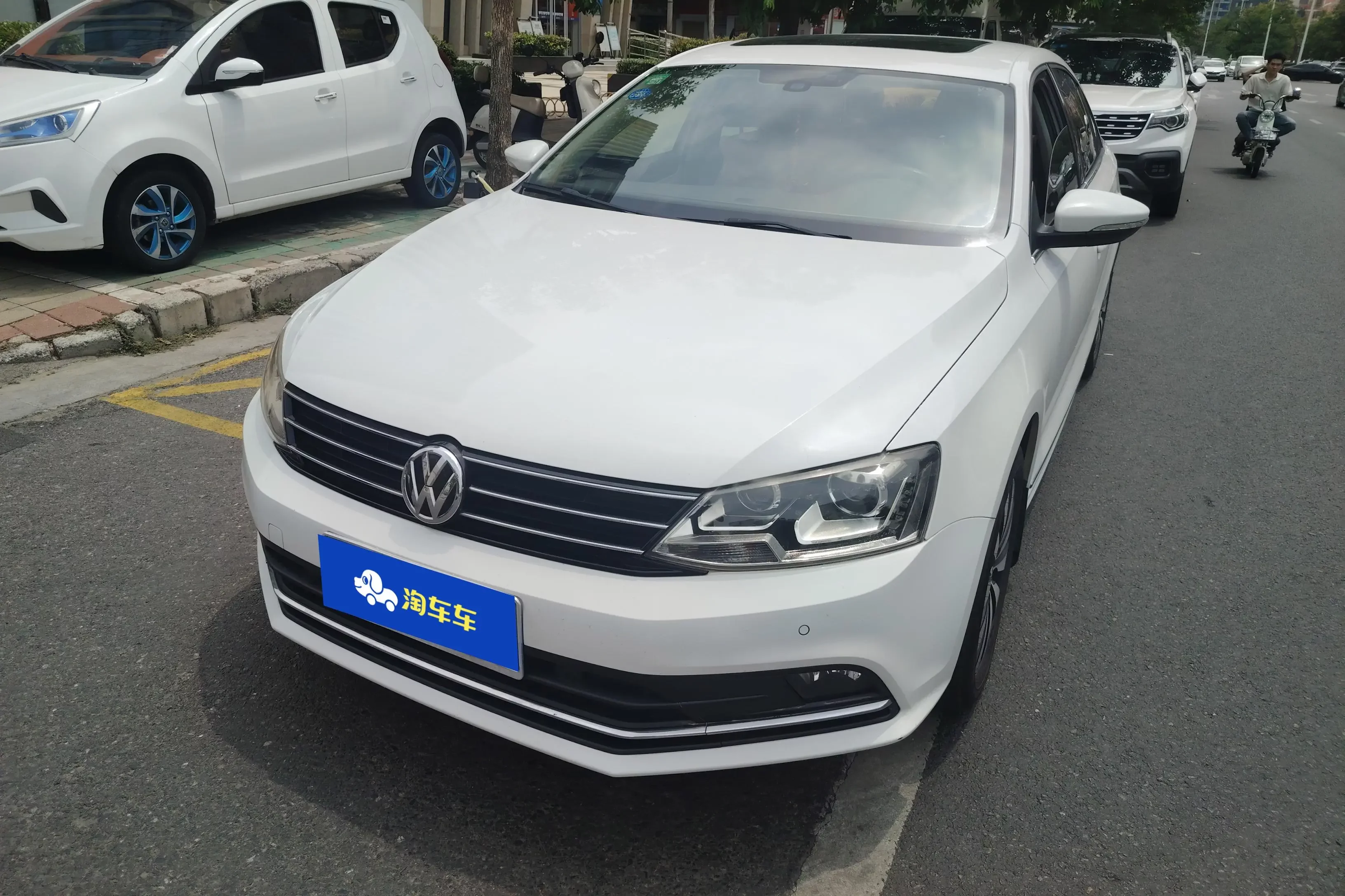 Volkswagen Sagitar