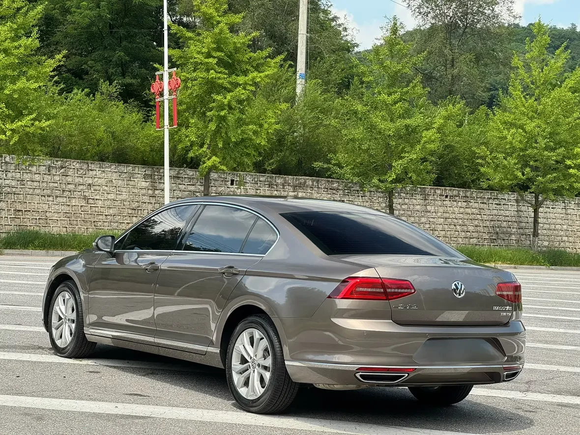 Volkswagen Magotan