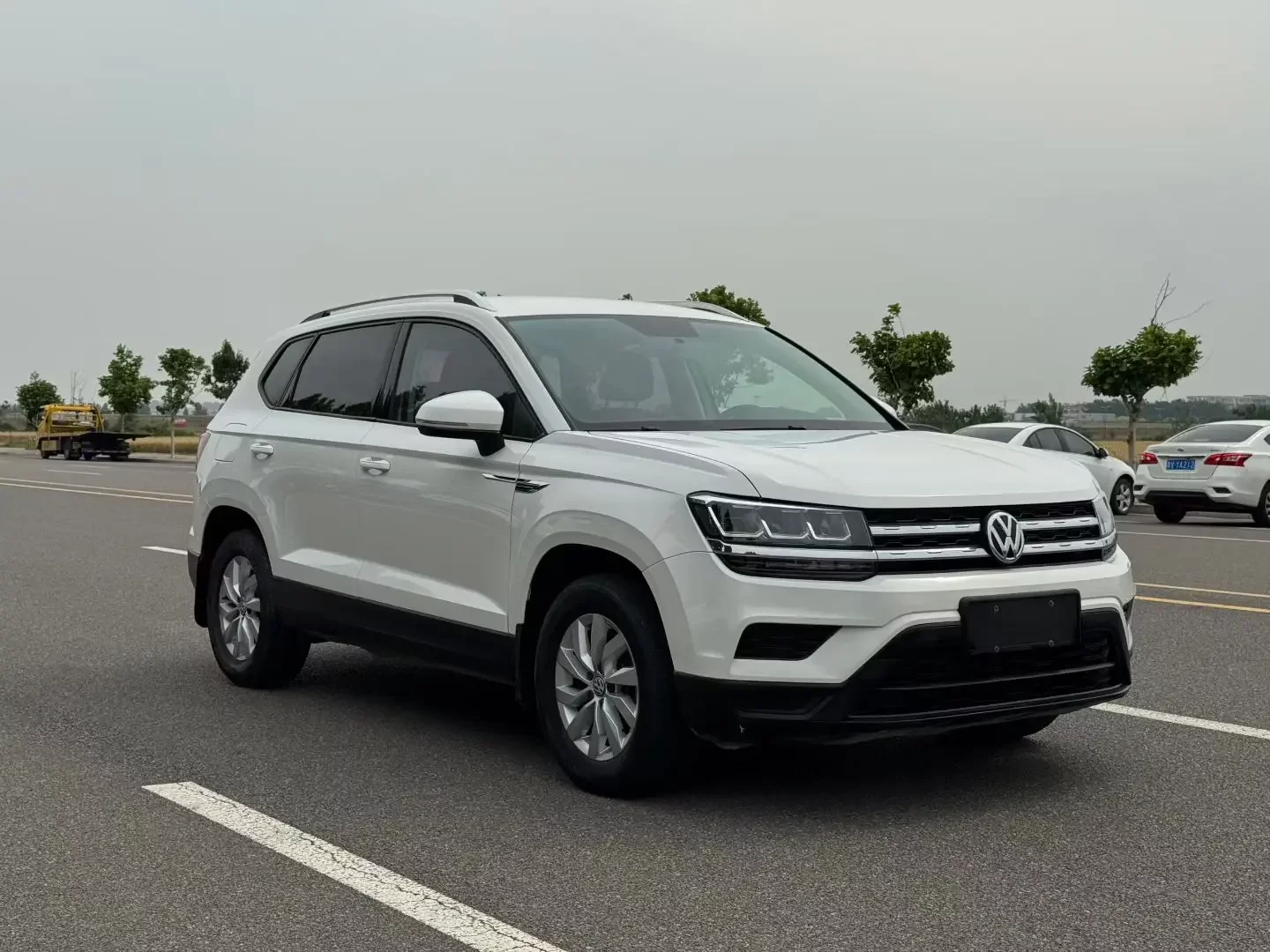Volkswagen Tharu