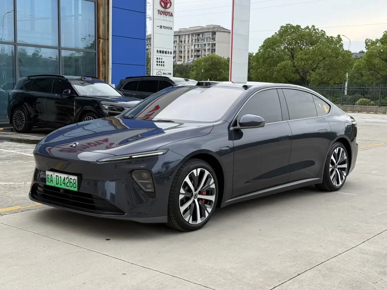 NIO ET7