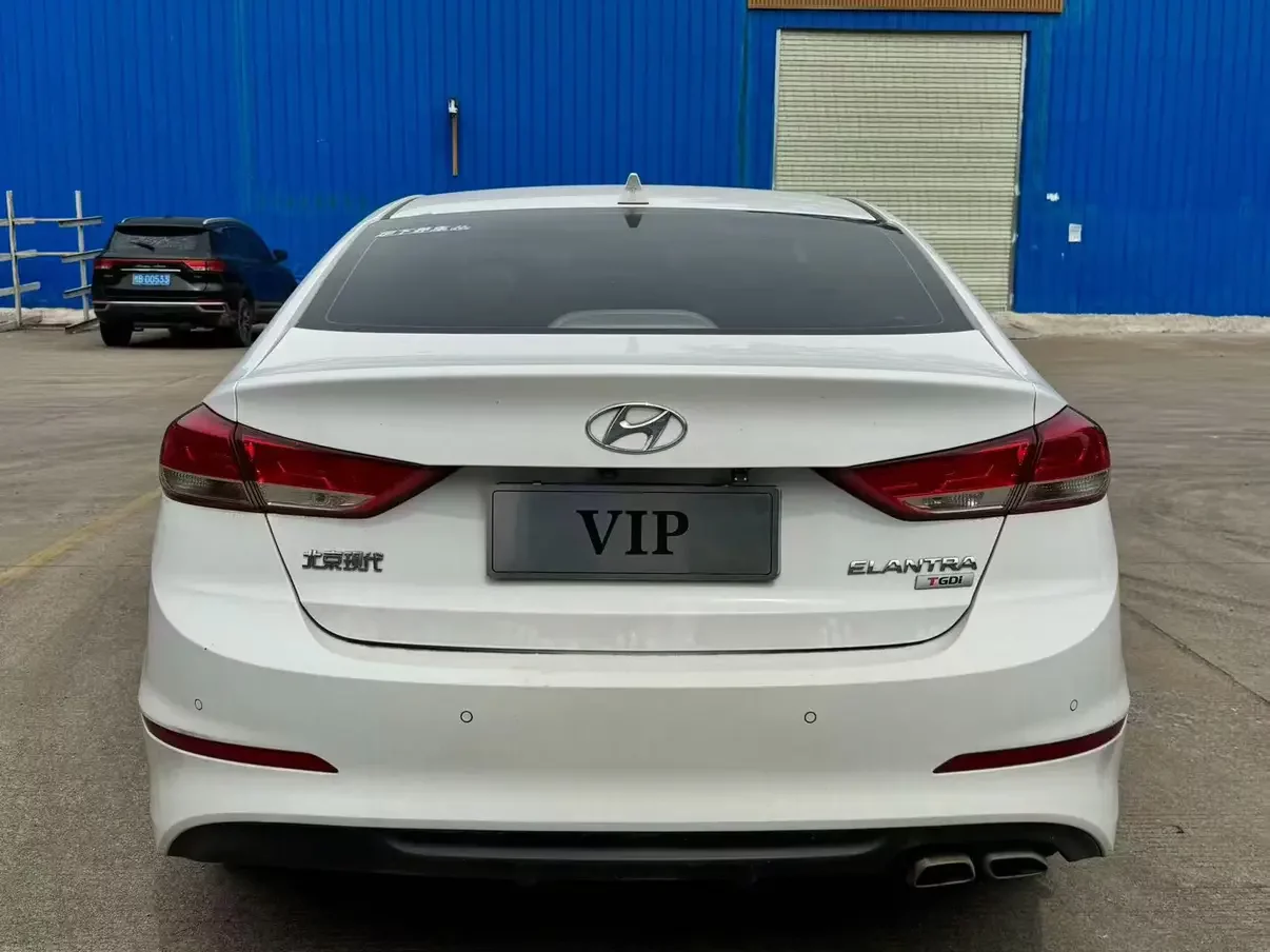 Hyundai Elantra Lingdong