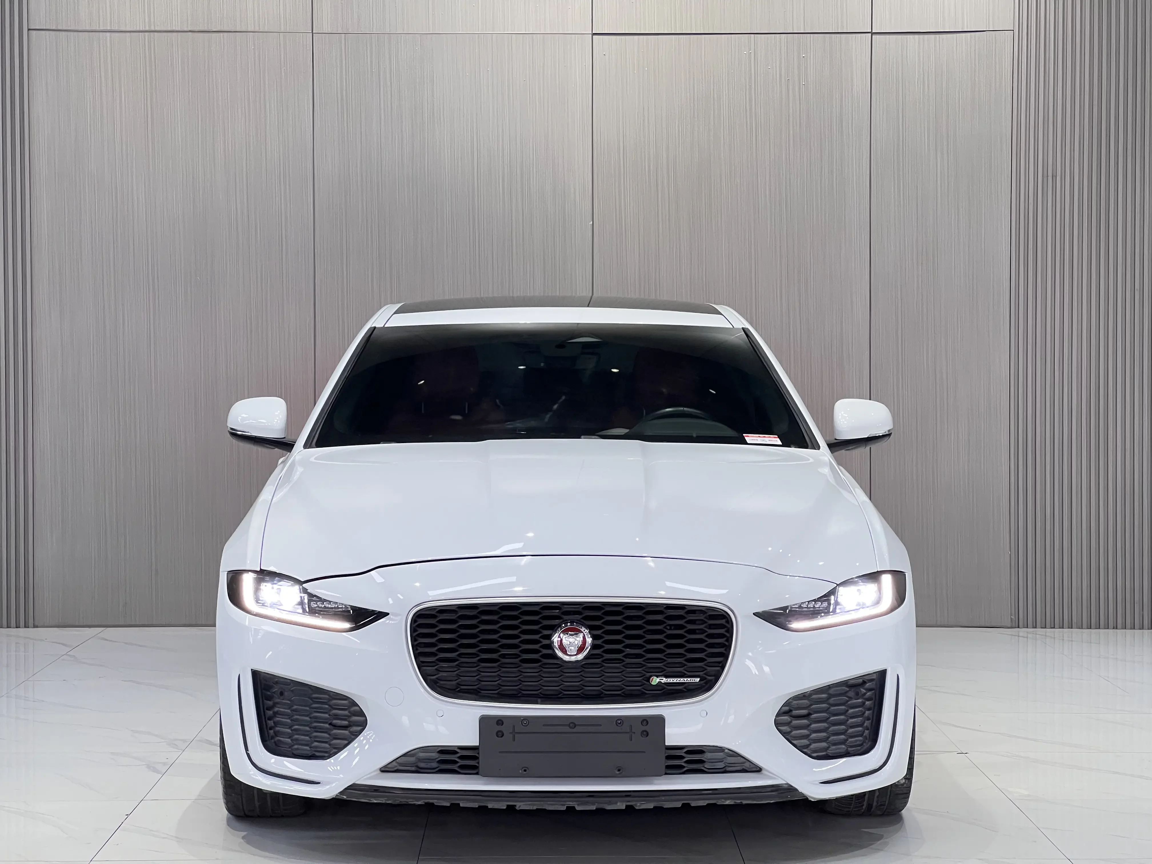 Jaguar XEL