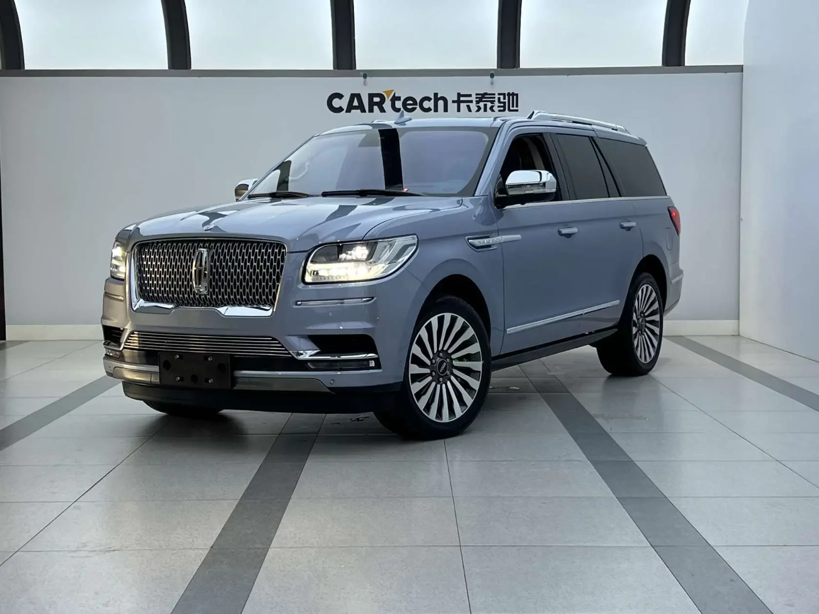 Lincoln Navigator