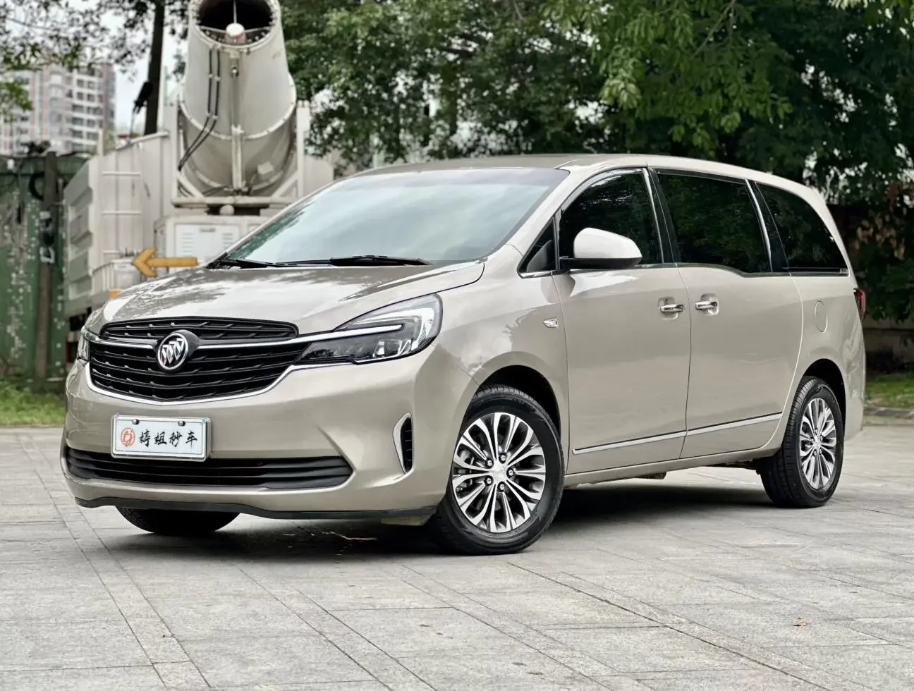 BUICK GL8