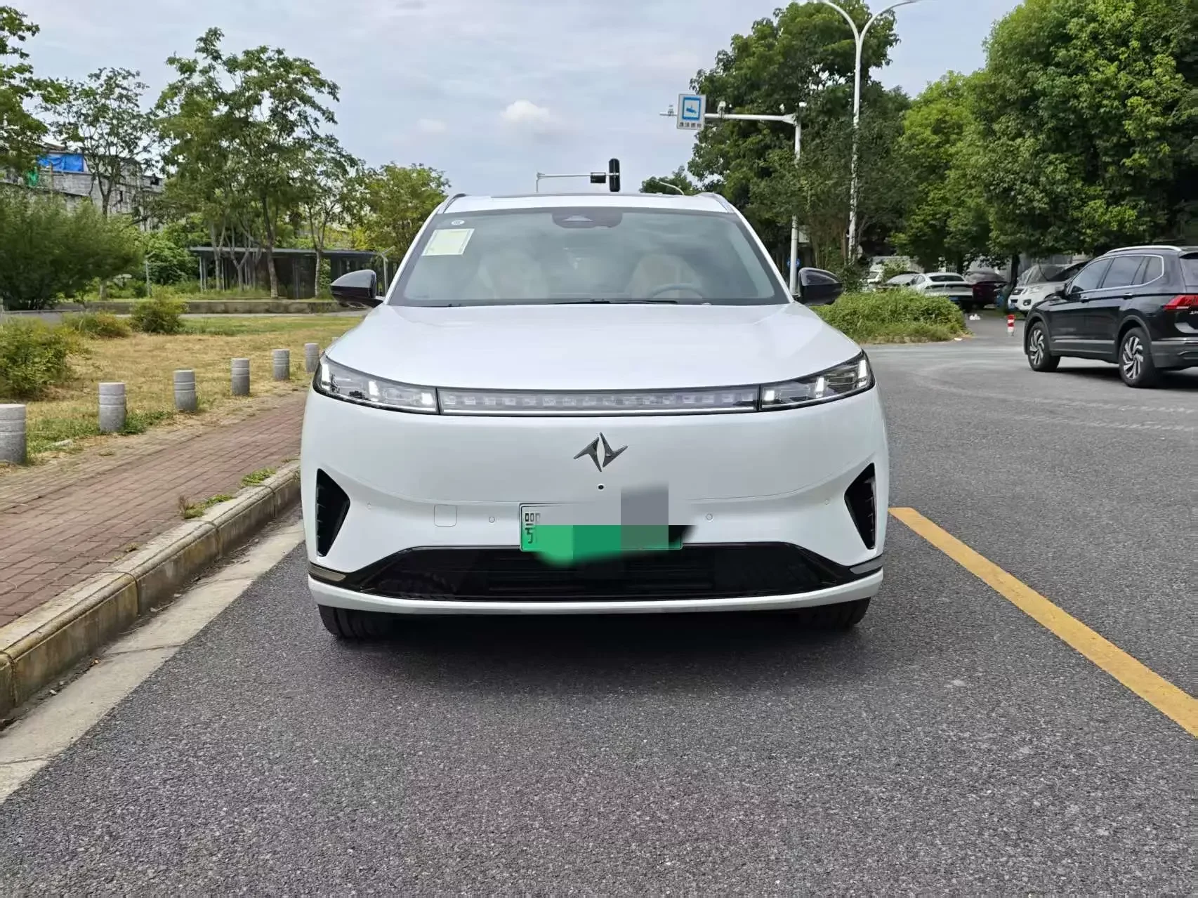 Dongfeng Yipai 008