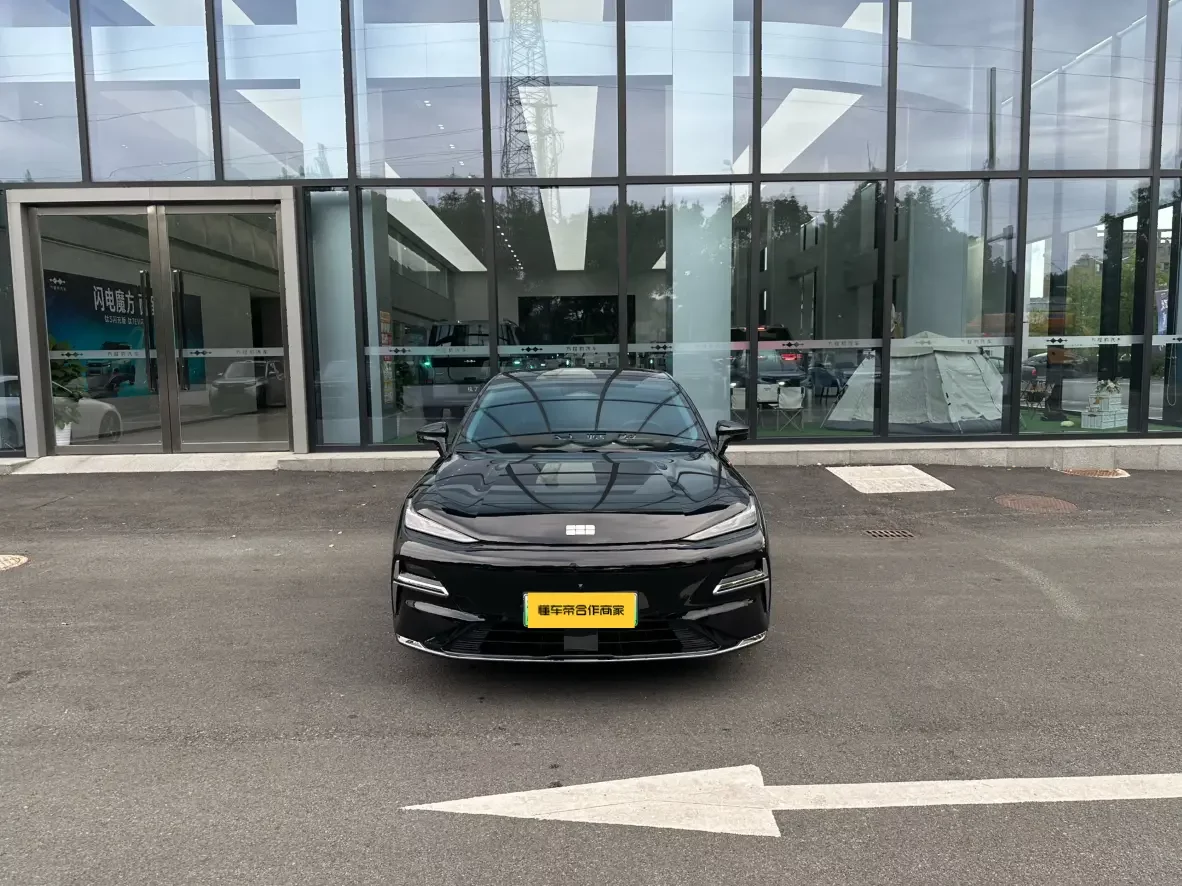 Geely Galaxy Star 8 PHEV