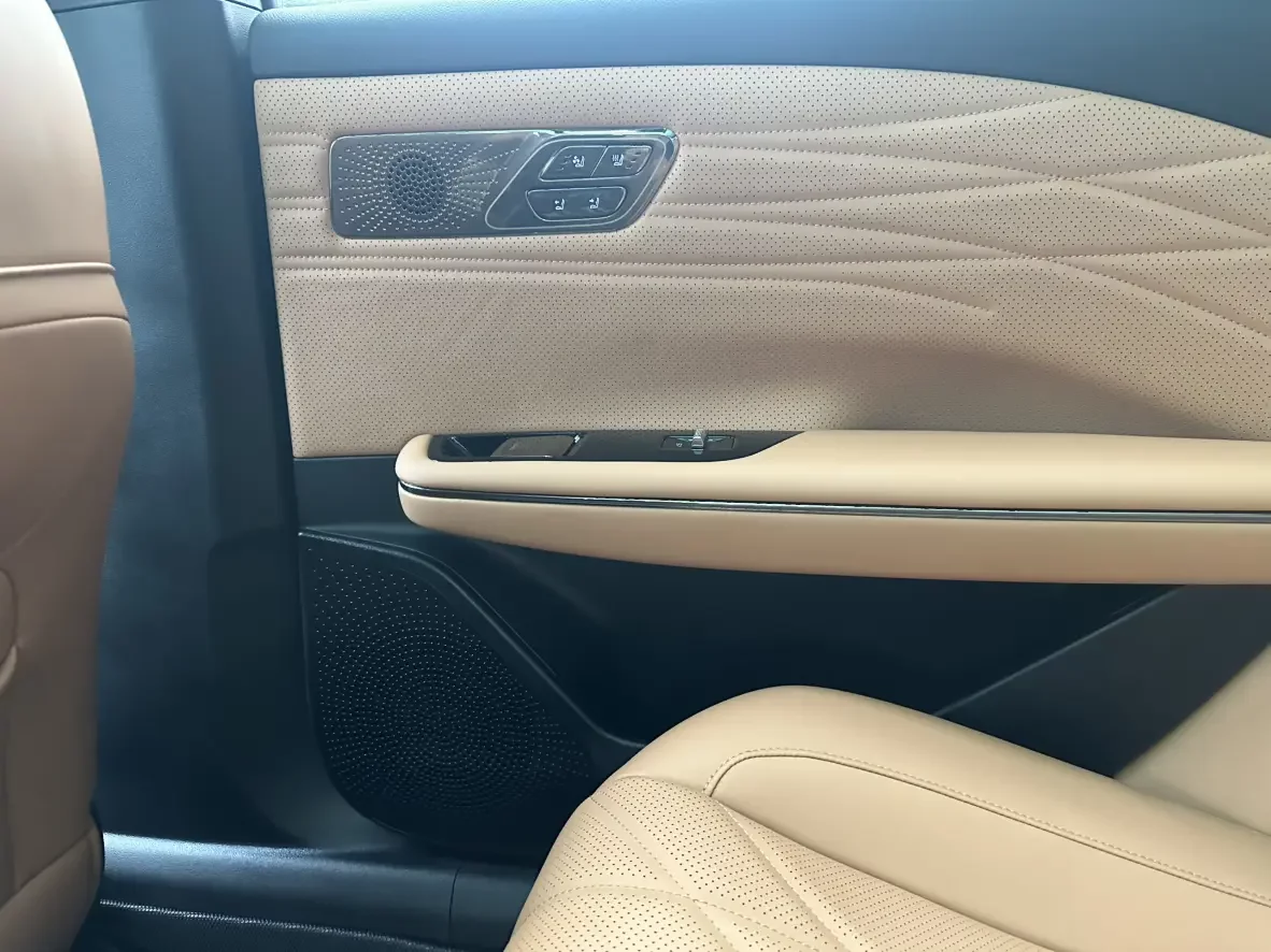 Geely Galaxy Star 8 PHEV
