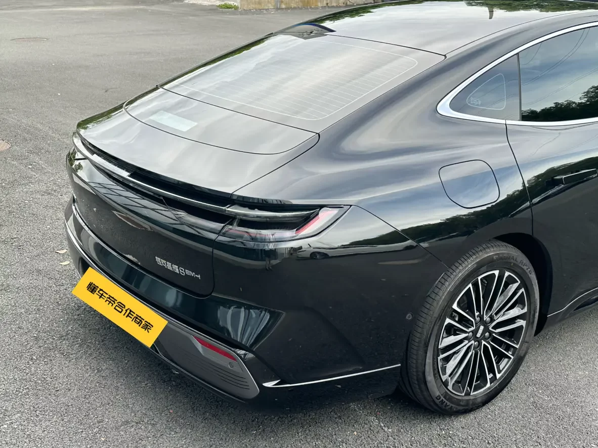 Geely Galaxy Star 8 PHEV