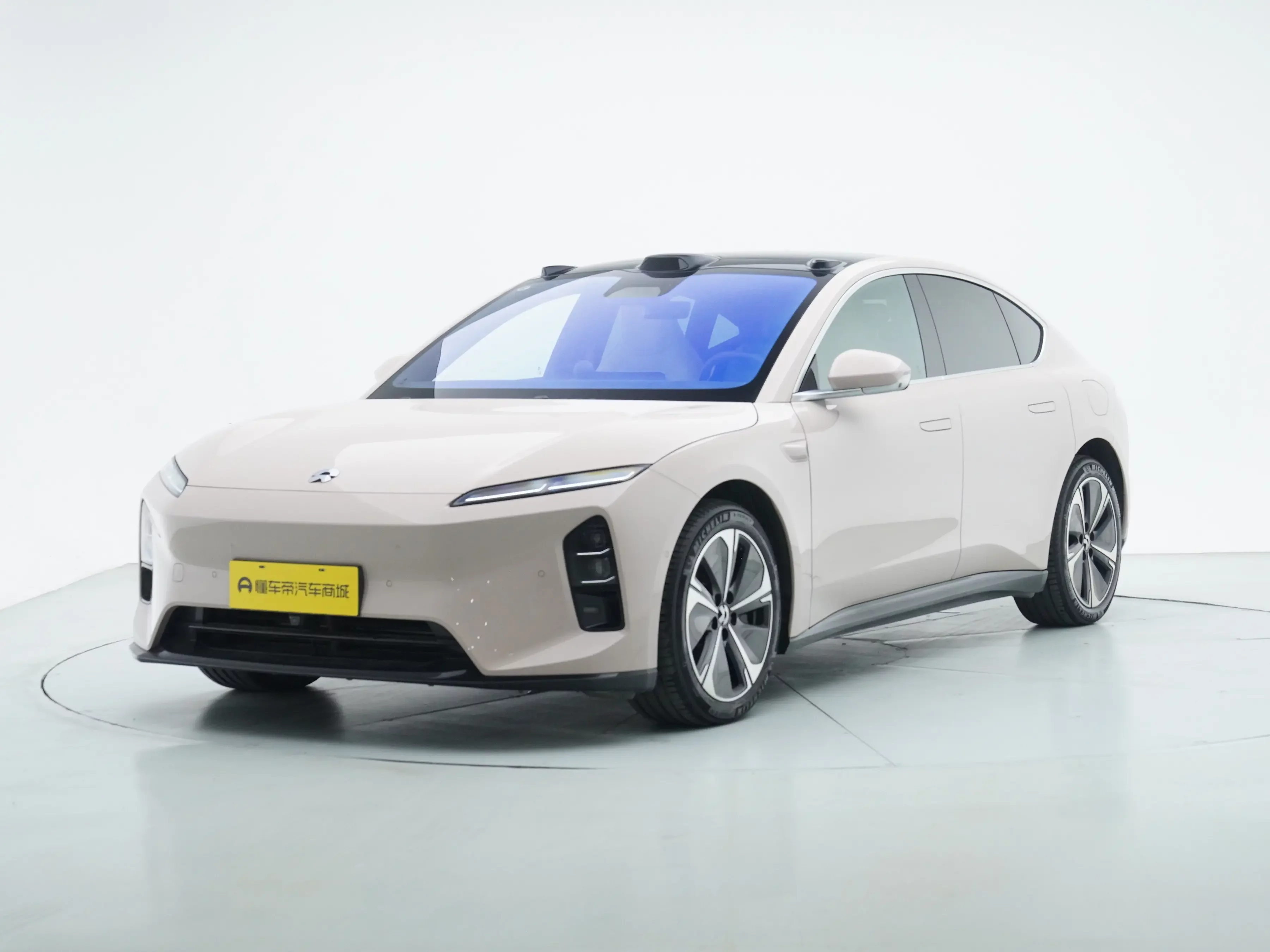 NIO ET5