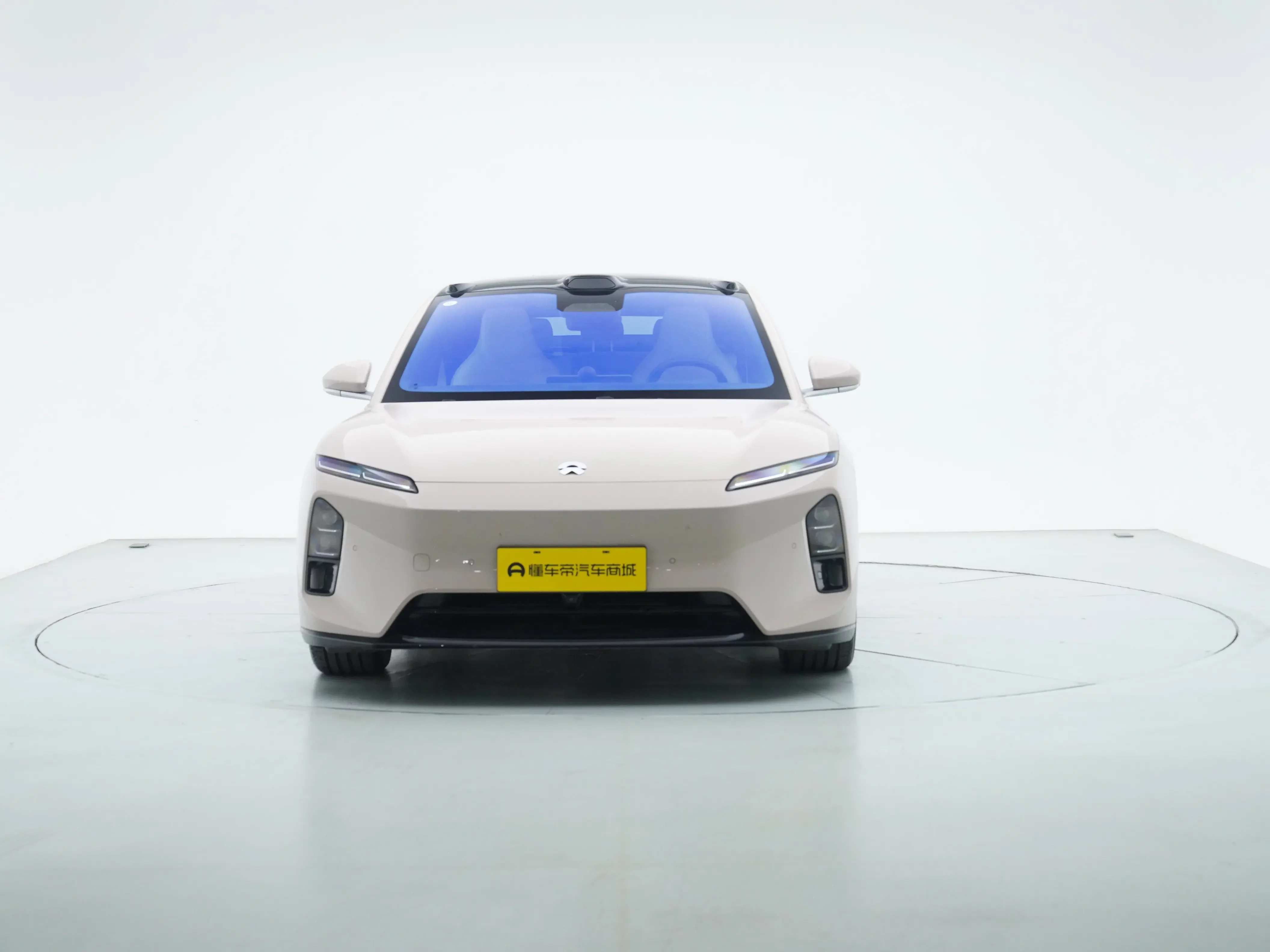 NIO ET5