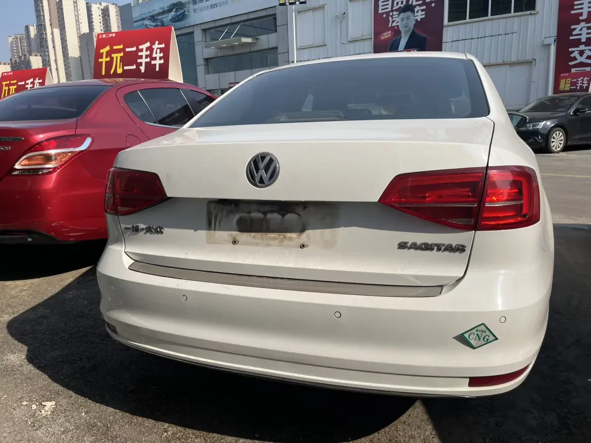 Volkswagen Sagitar