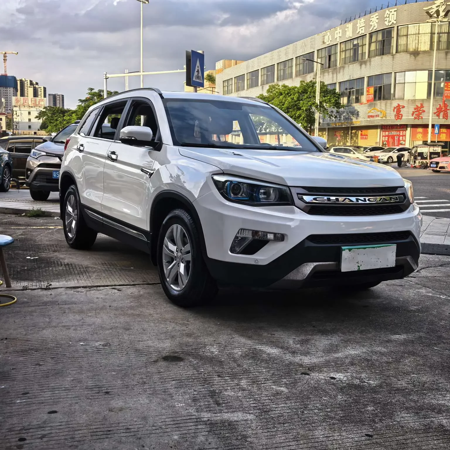 Changan CS75