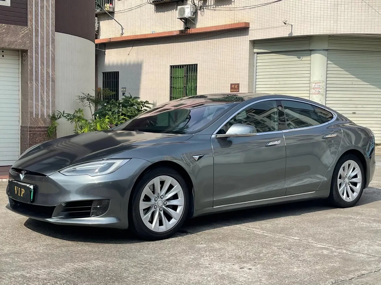 Tesla Model S