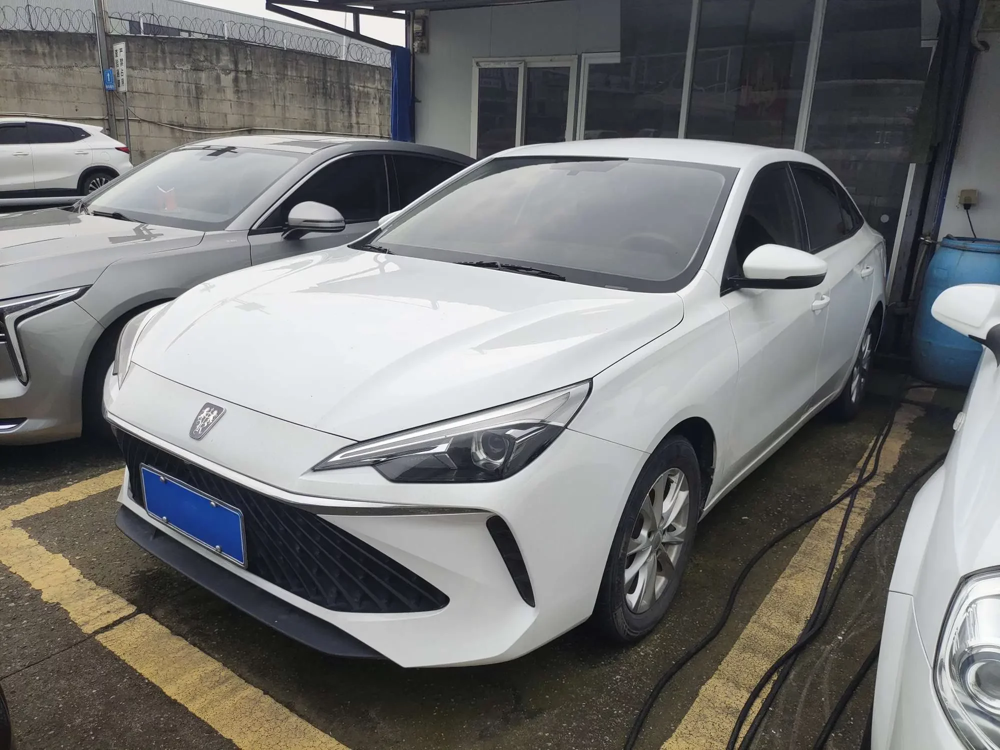 Roewe i5