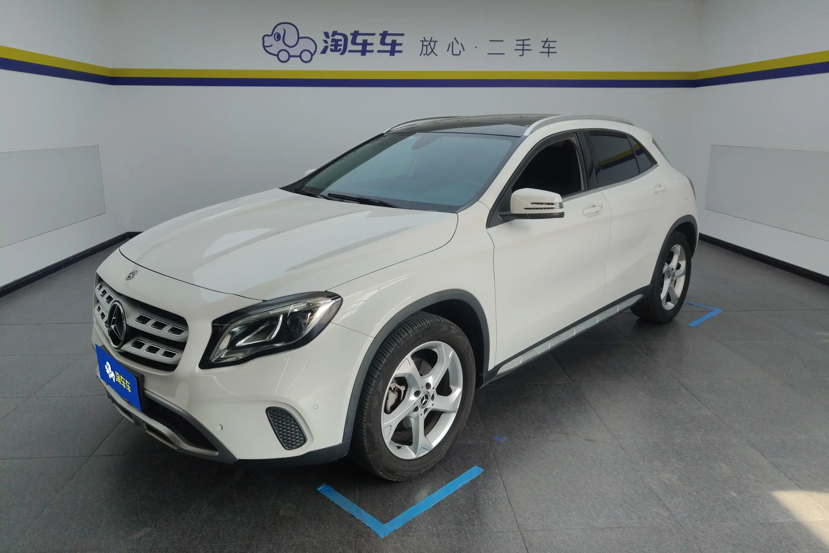 Mercedes-Benz GLA