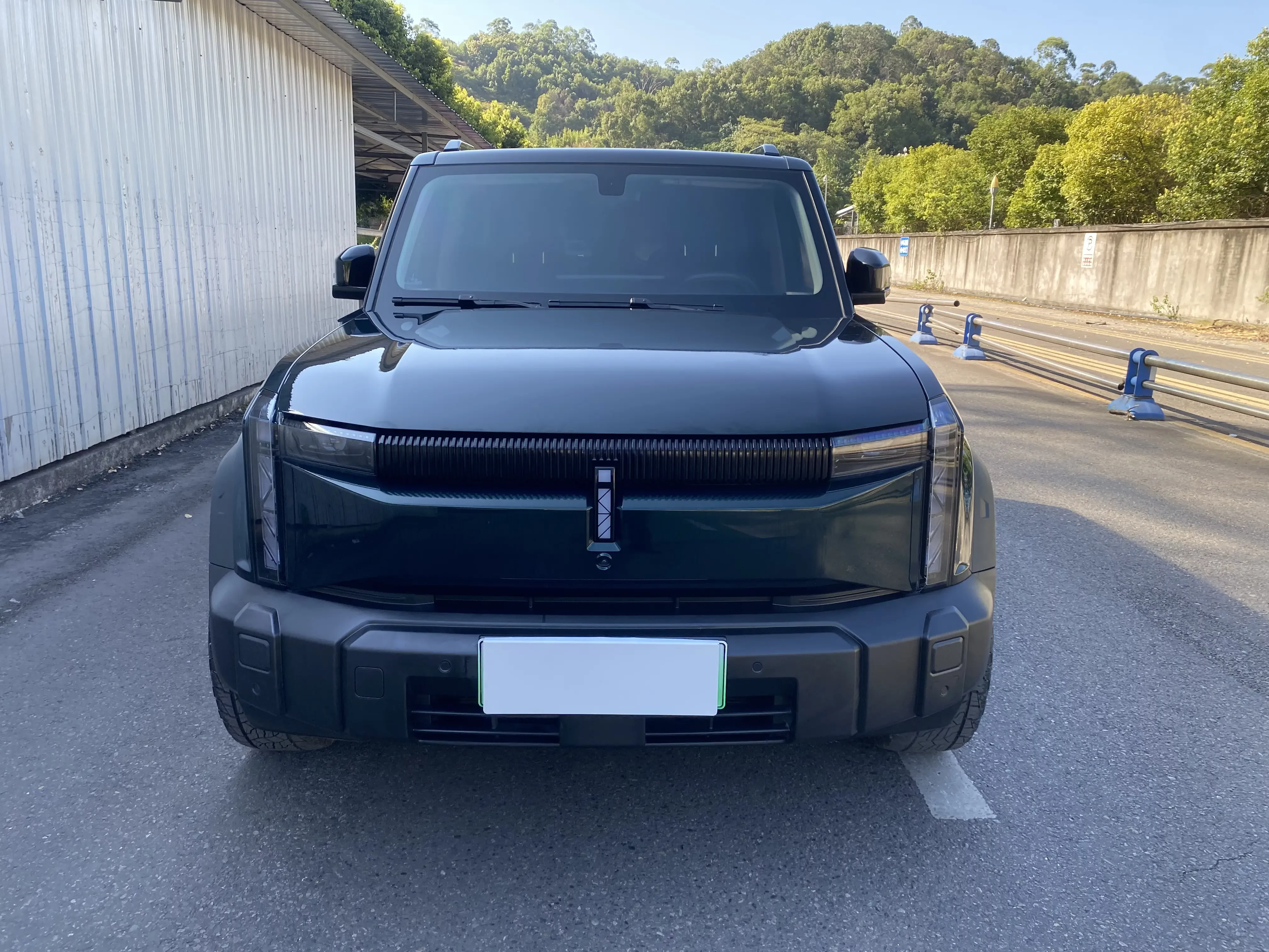 iCAR 03