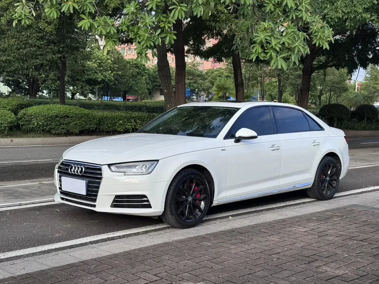 Audi A4L