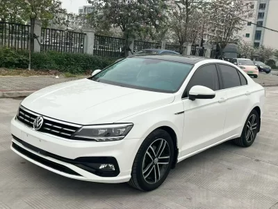 Volkswagen Lamando