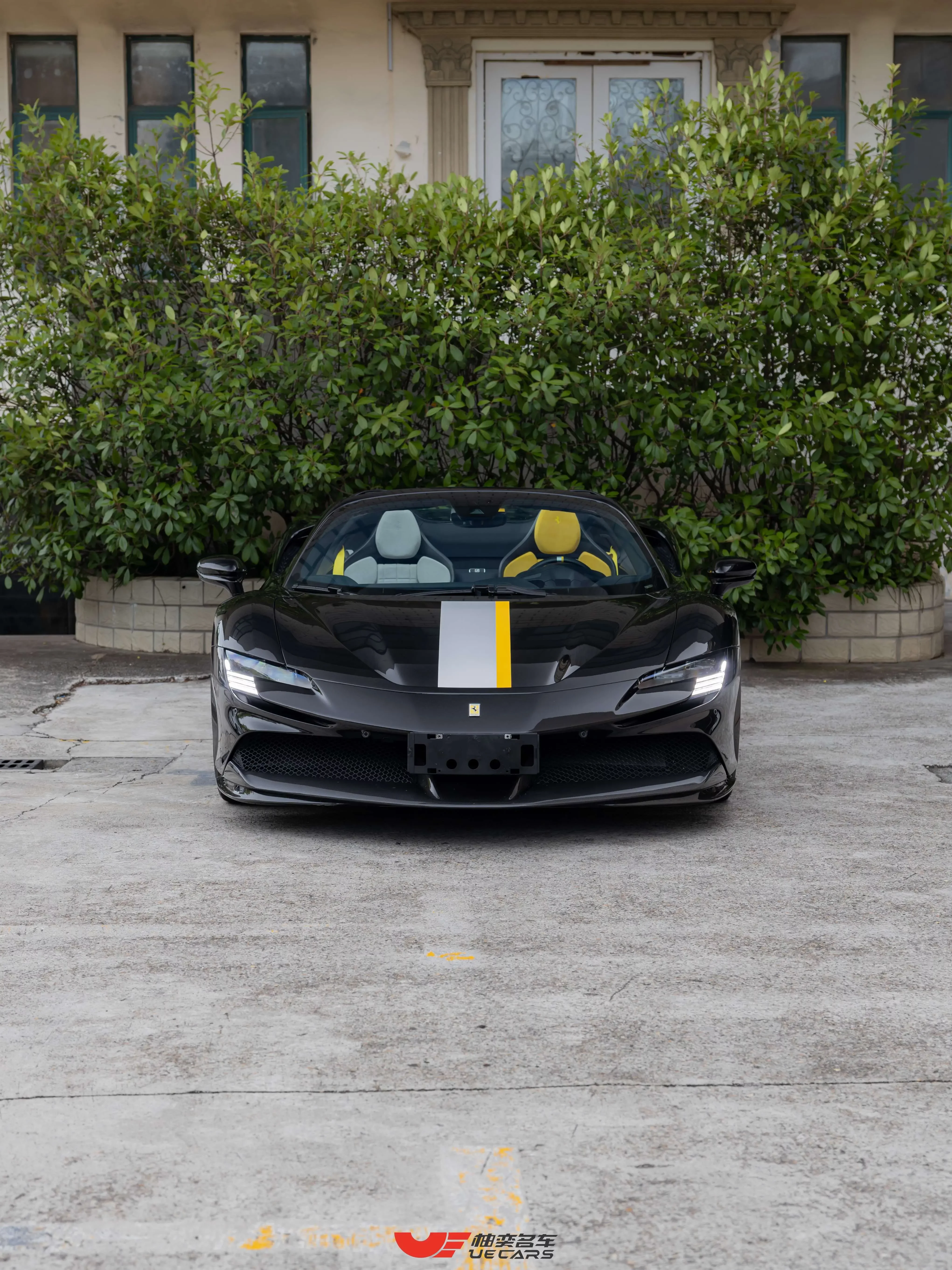 Ferrari SF90