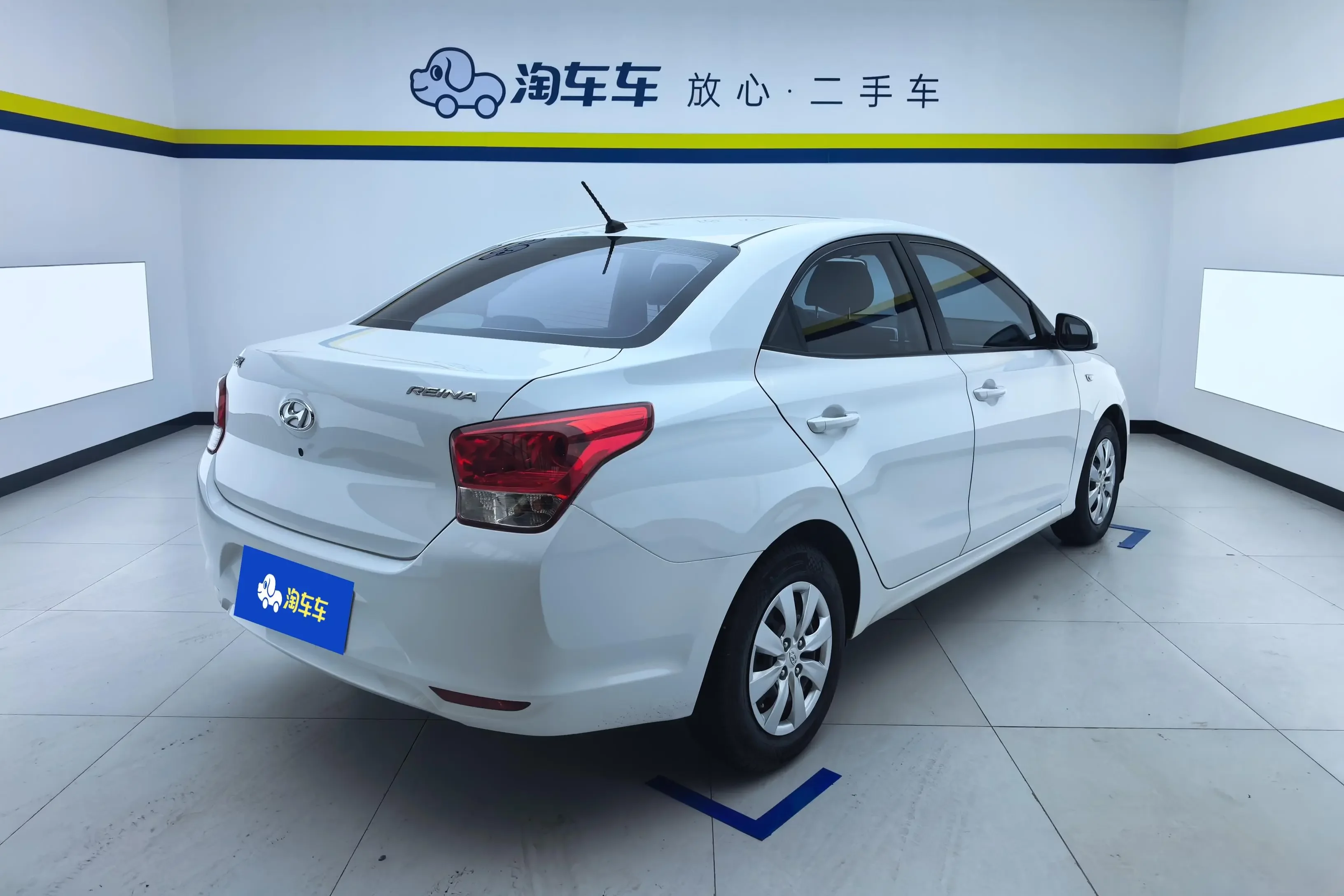 Hyundai Verna