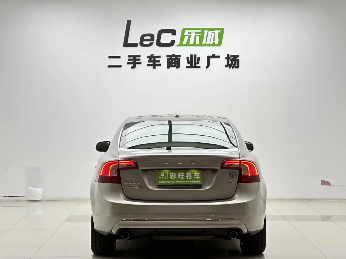 Volvo S60