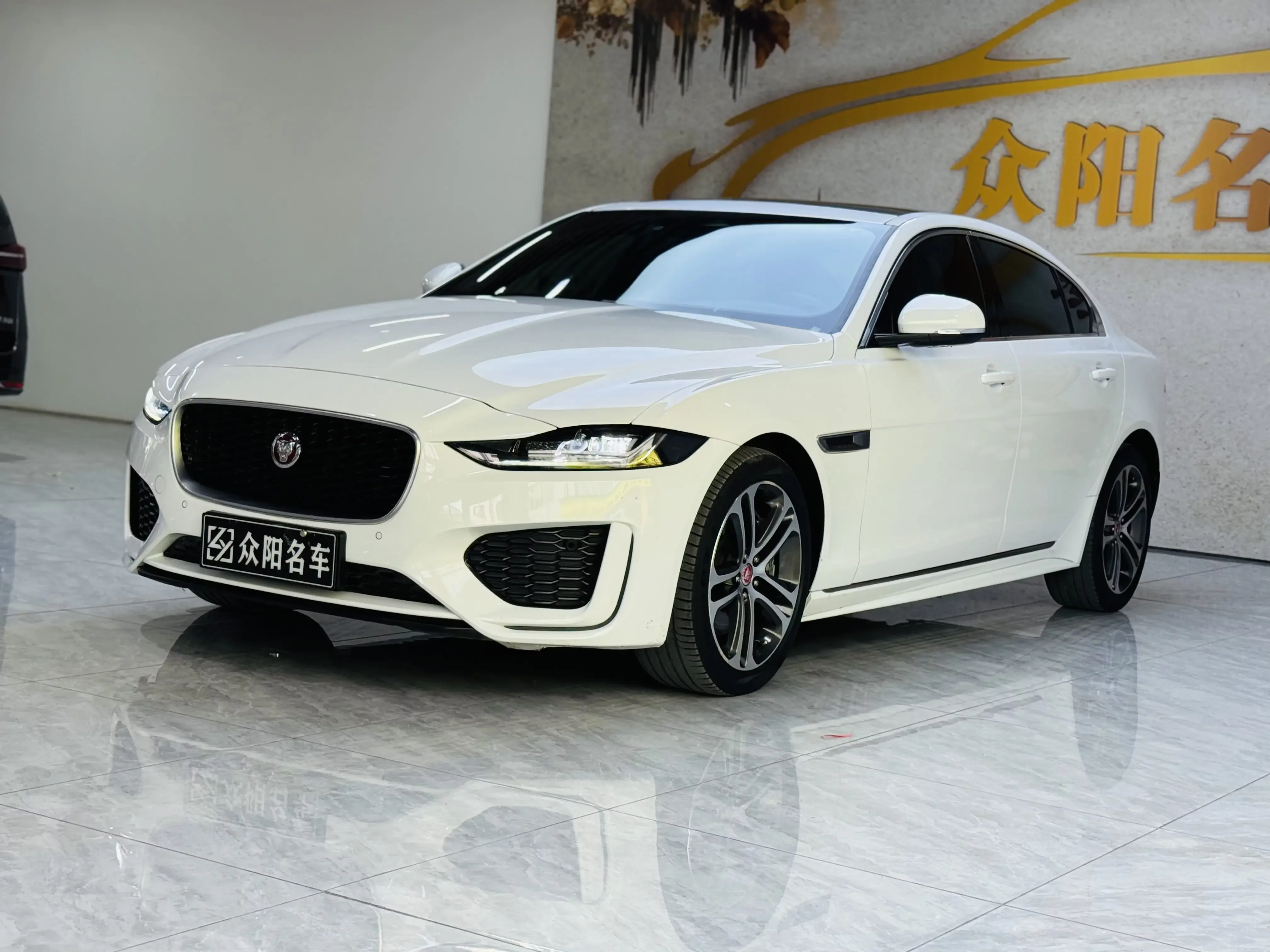 Jaguar XEL