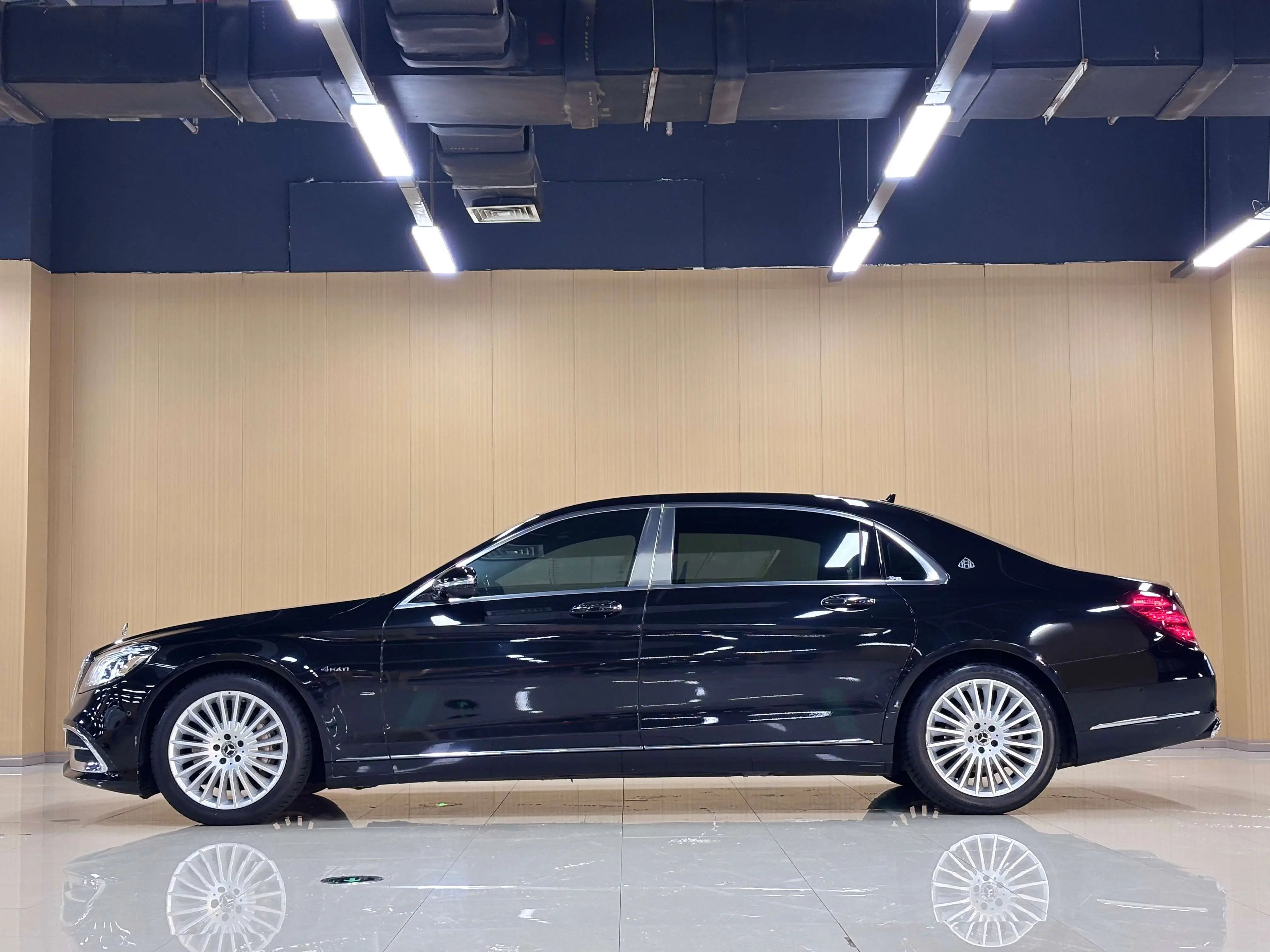 Mercedes-Benz Maybach S-Class