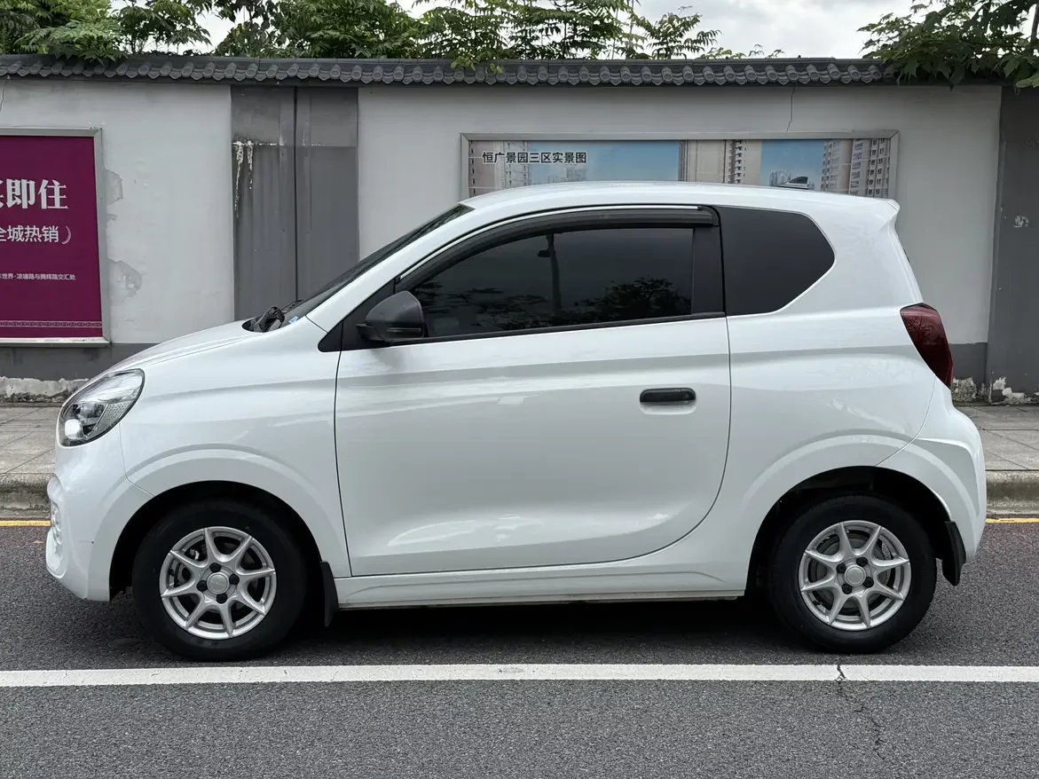 Roewe CLEVER