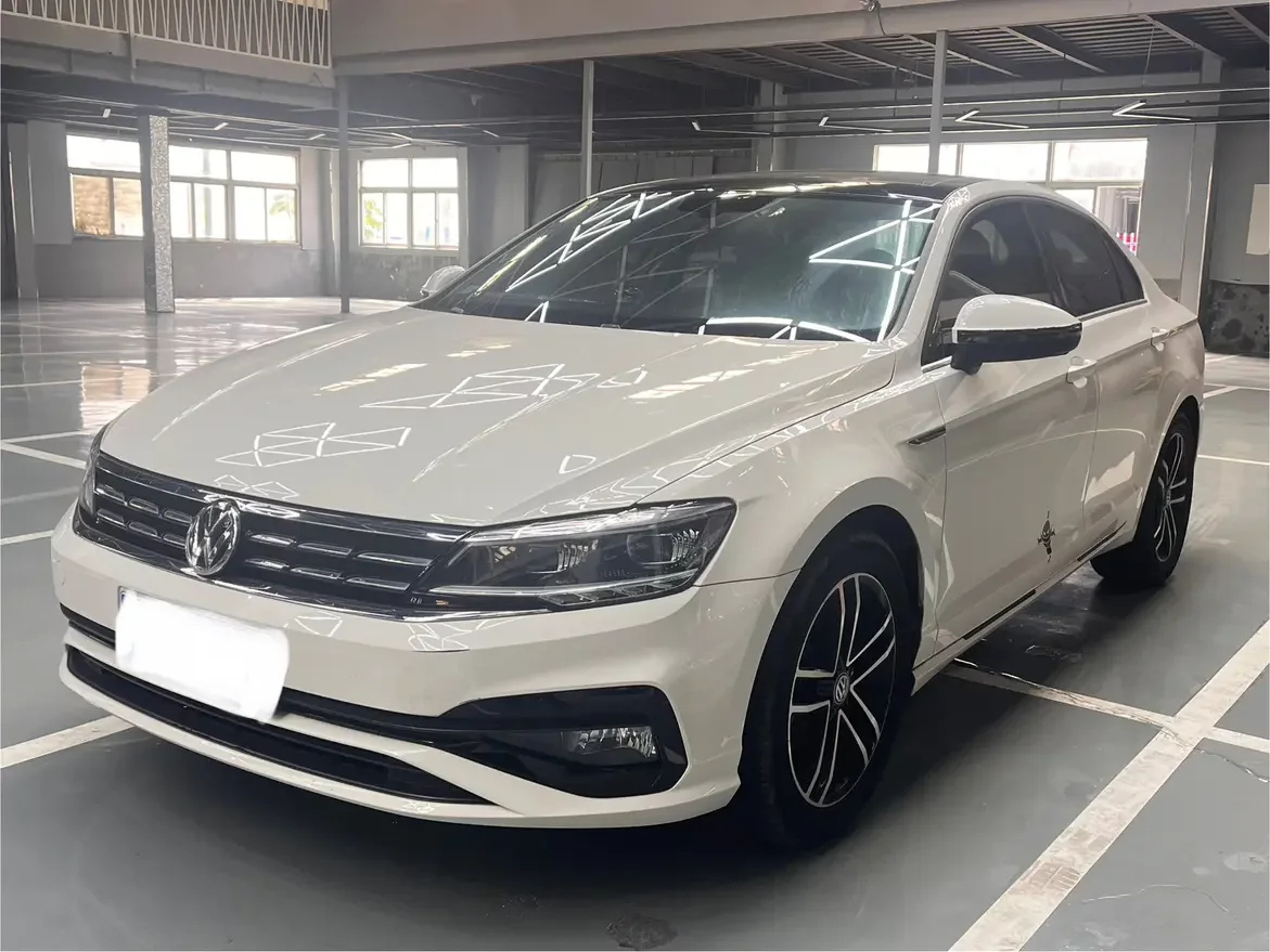 Volkswagen Lamando