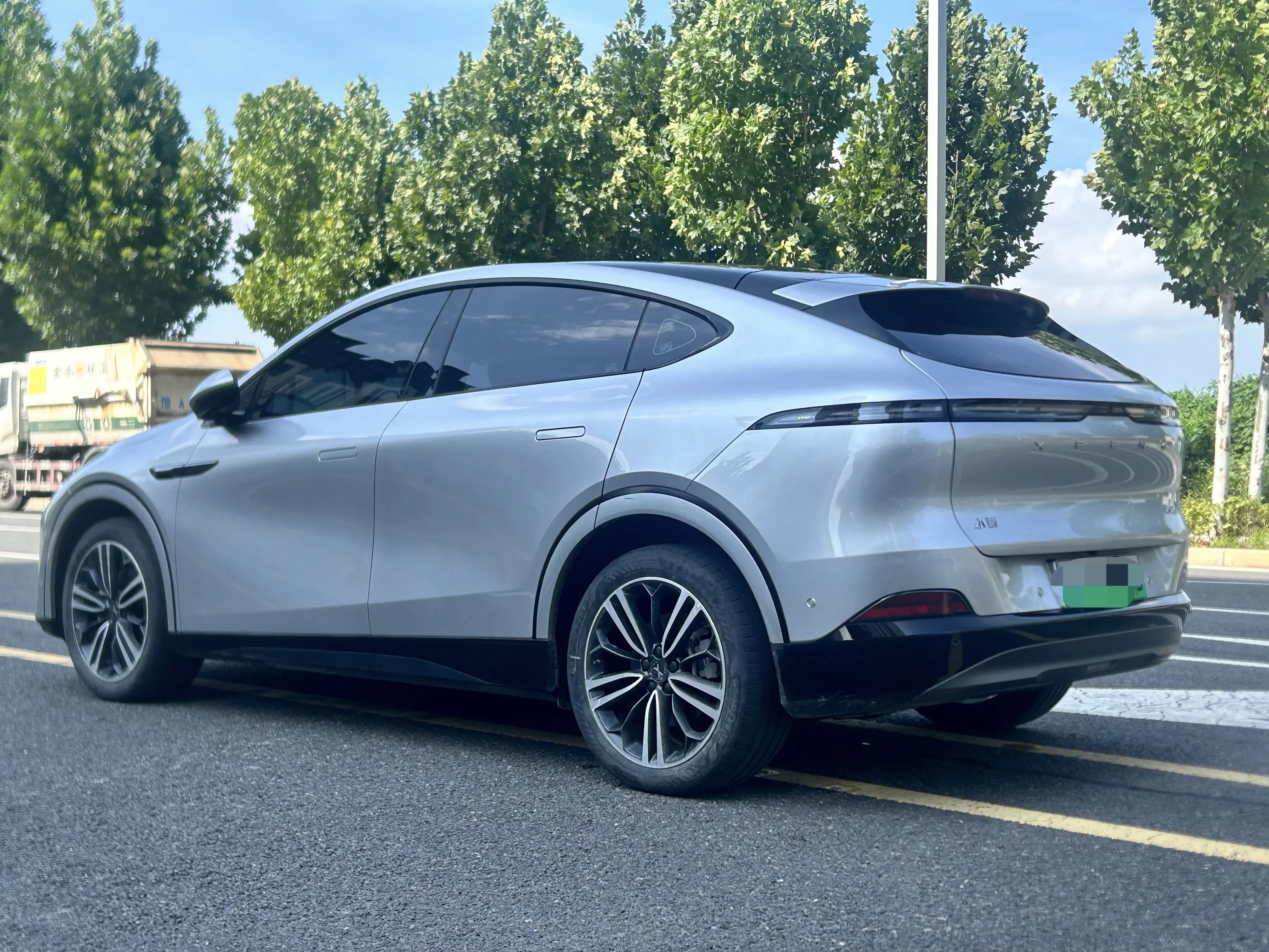 XPeng G6
