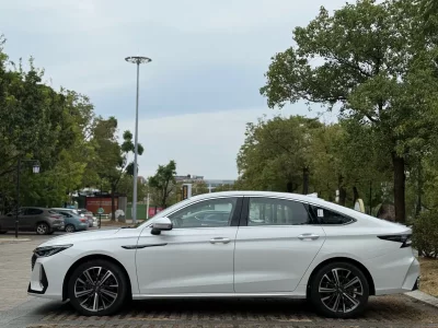 Chery Arrizo 8
