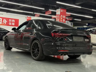Audi S4